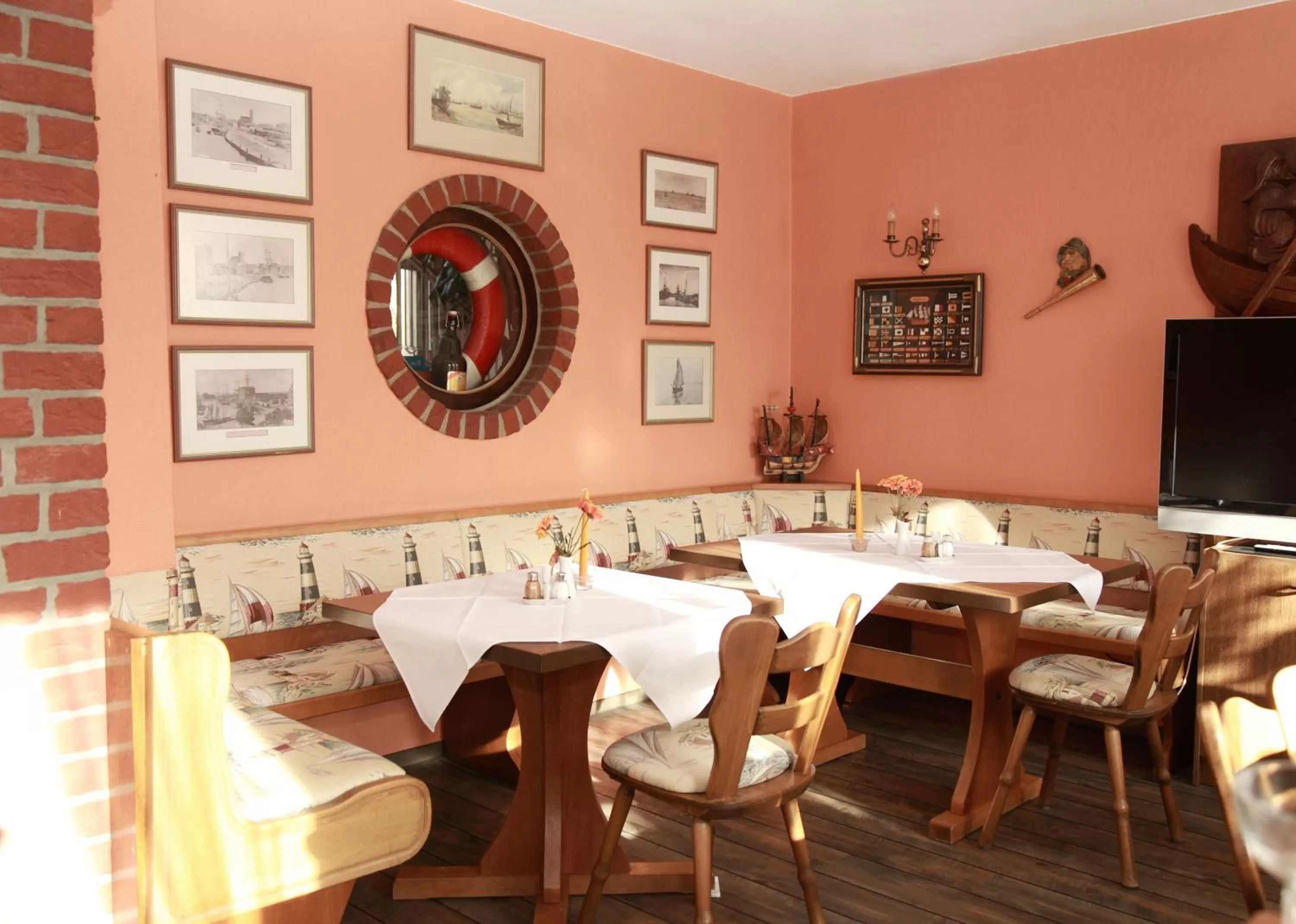 Restaurant/places to eat in Hotel Bertramshof