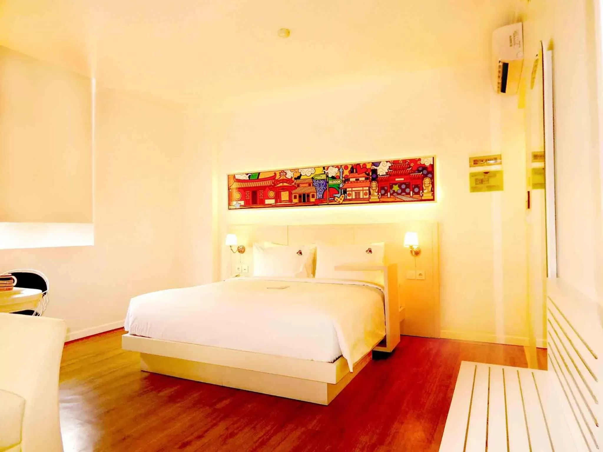 Bed in MaxOne Signature Glodok Jakarta