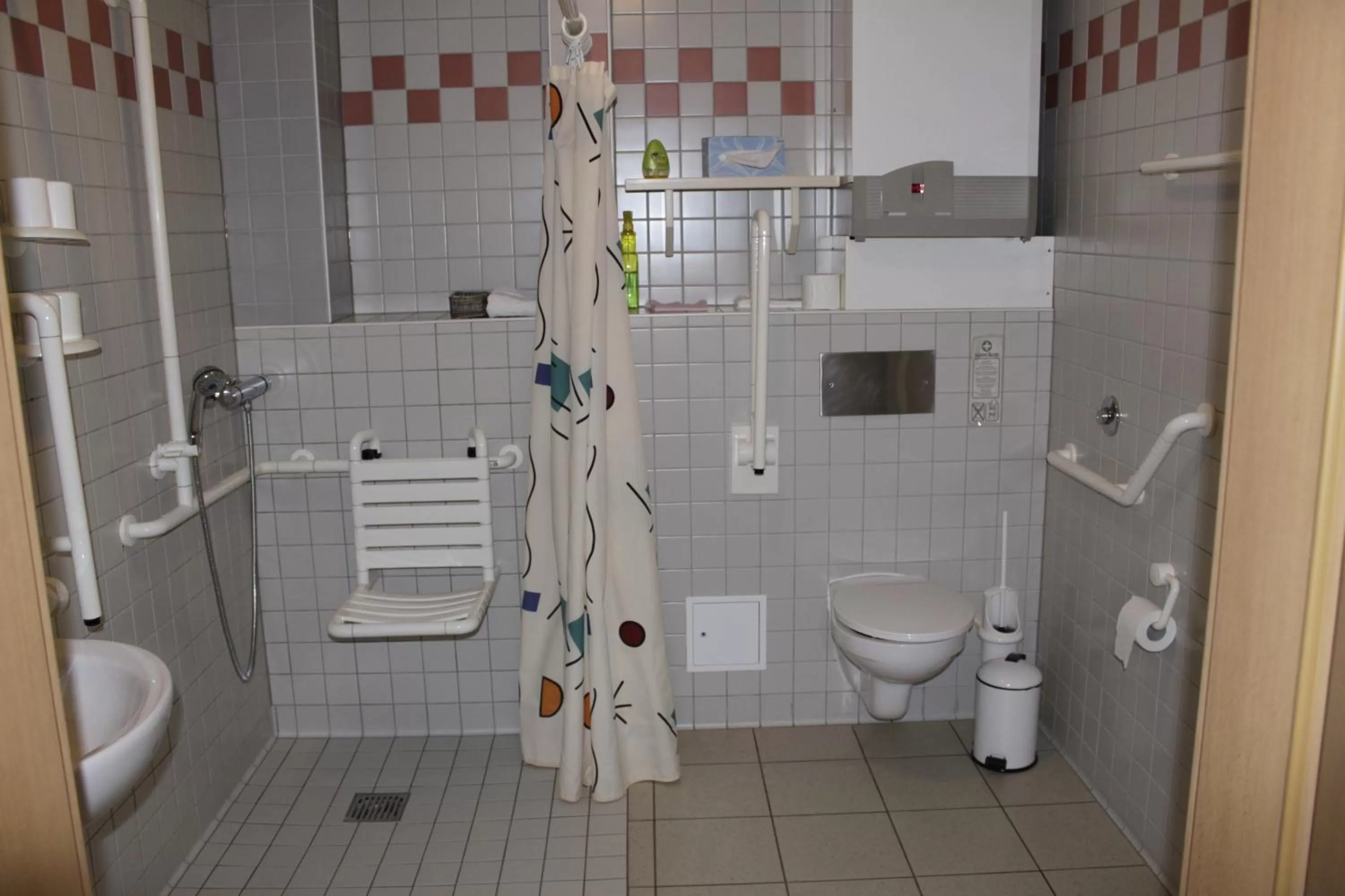 Shower, Bathroom in Landgasthof Alter Bahnhof