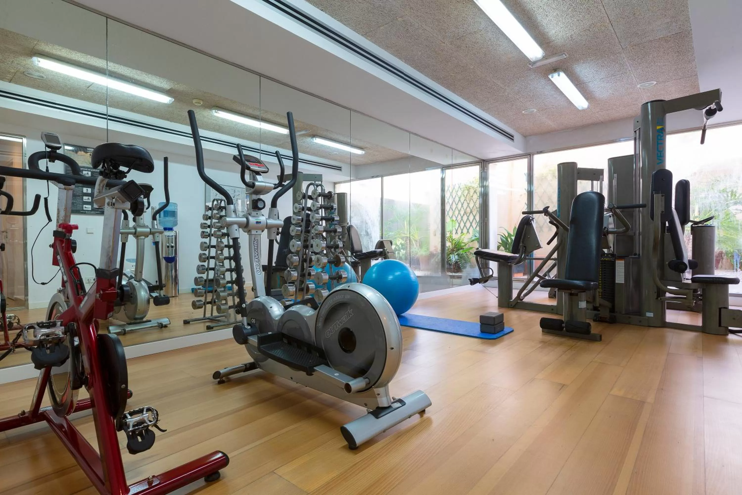 Fitness centre/facilities in Aimia Hotel