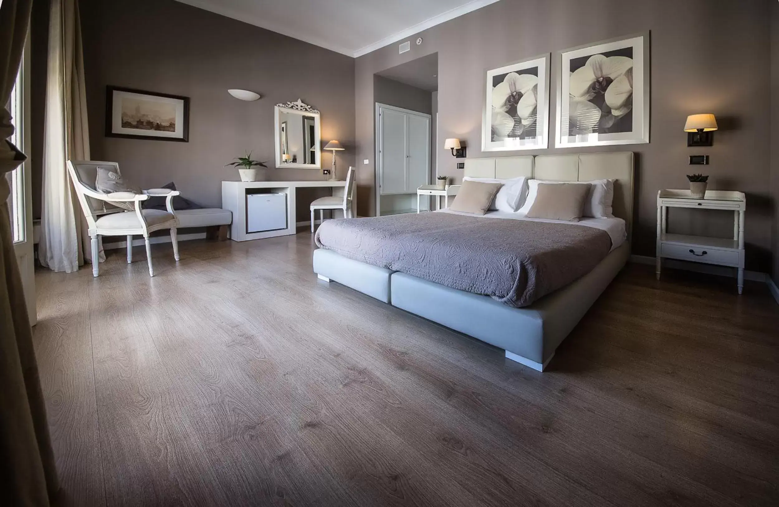 Superior Double Room in Maxim Superior Double Room in Maxim