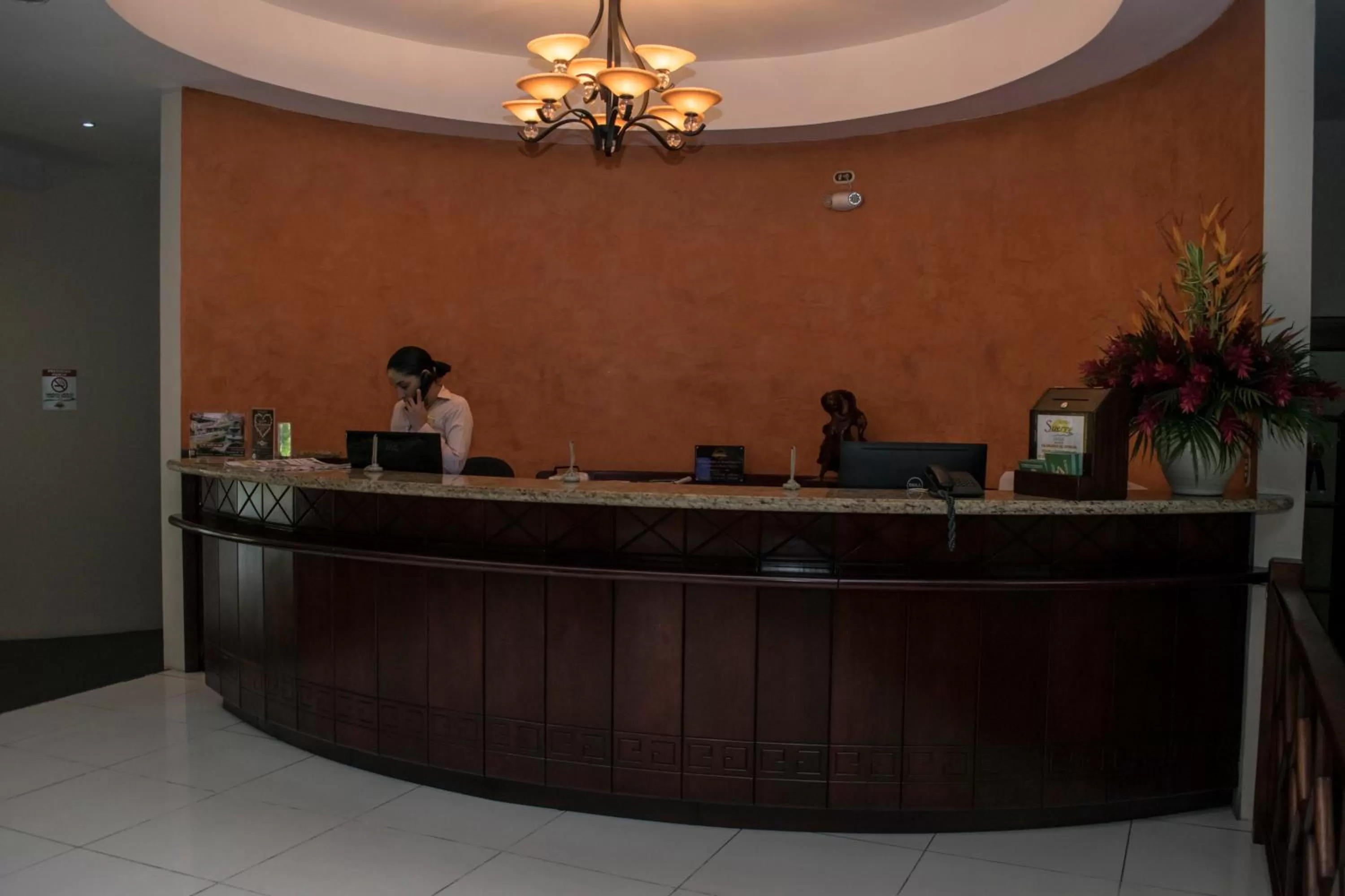 Lobby or reception in Hotel Suerre