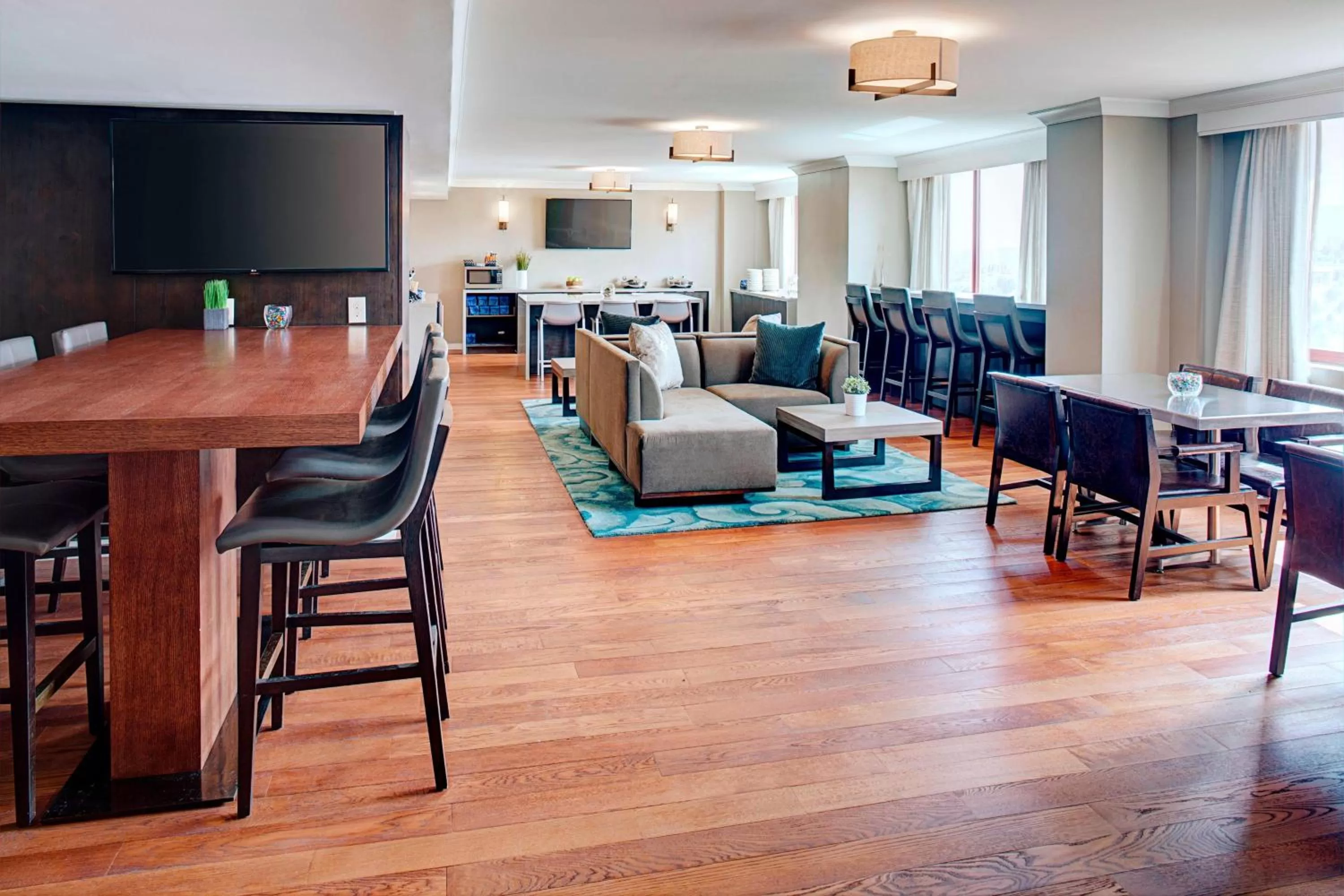 Lounge or bar in Colorado Springs Marriott