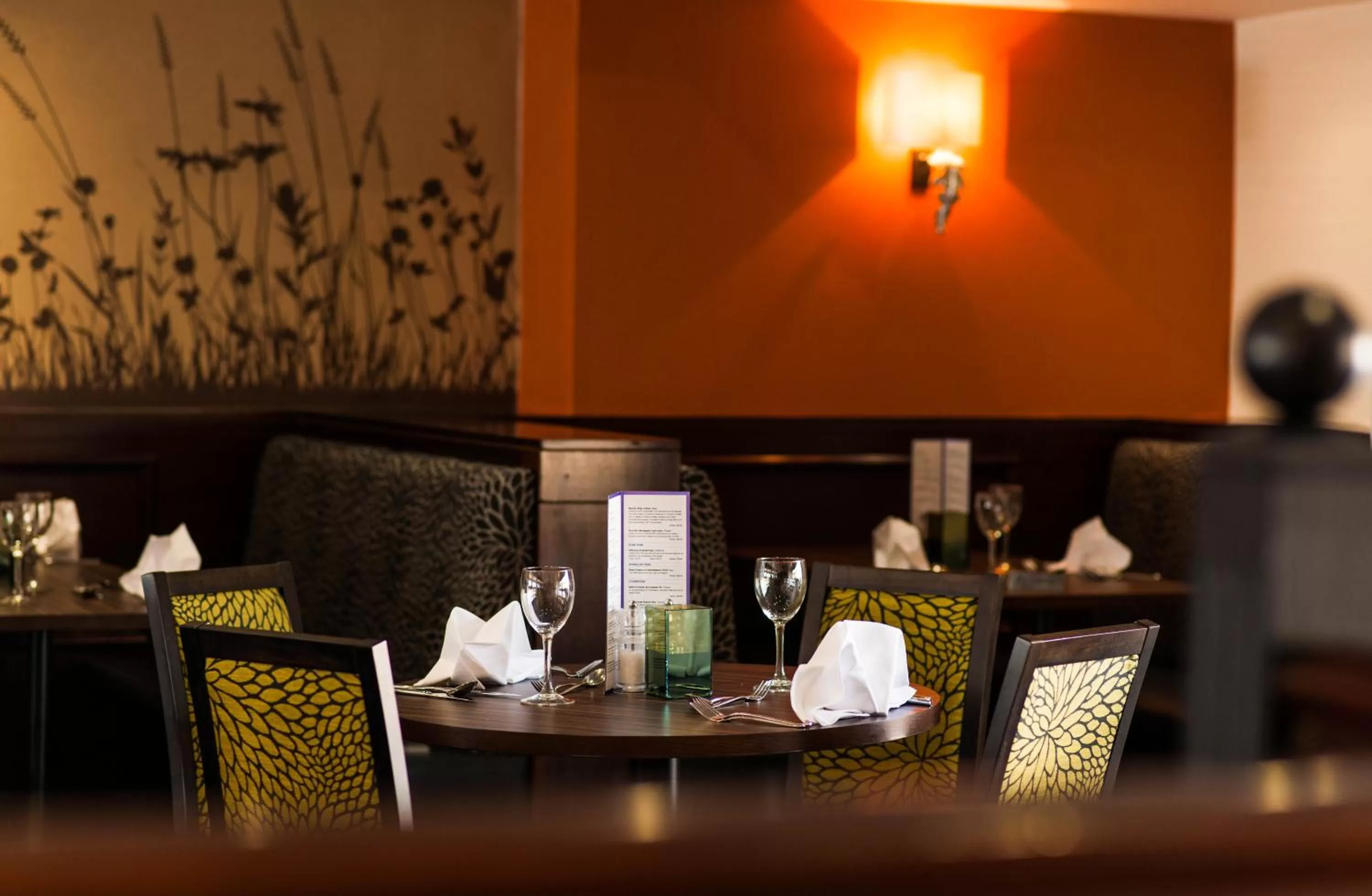 Restaurant/places to eat in Leonardo Inn Glasgow West End