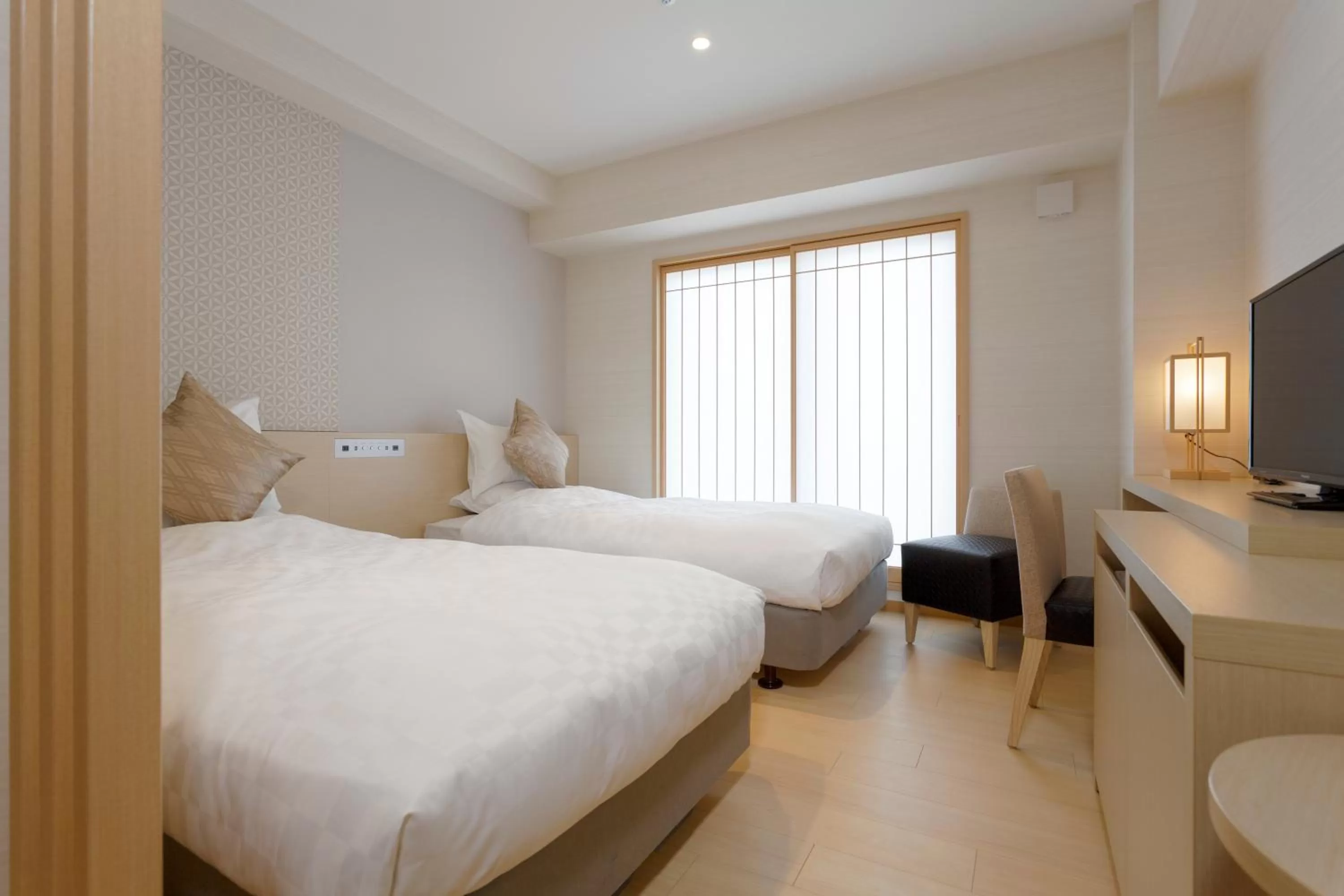 Photo of the whole room, Bed in Osaka View Hotel Honmachi