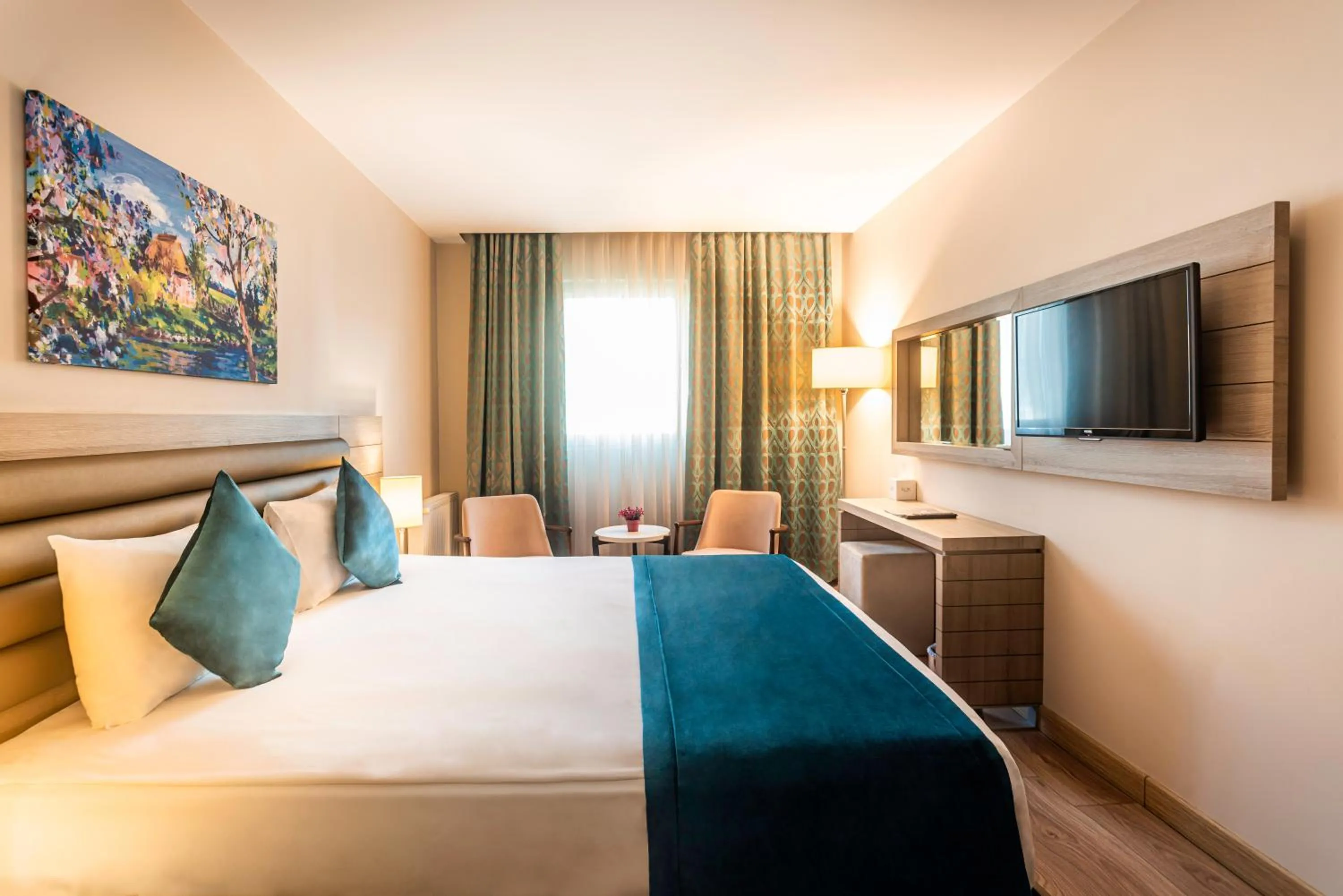 Bed in Rox Hotel Istanbul