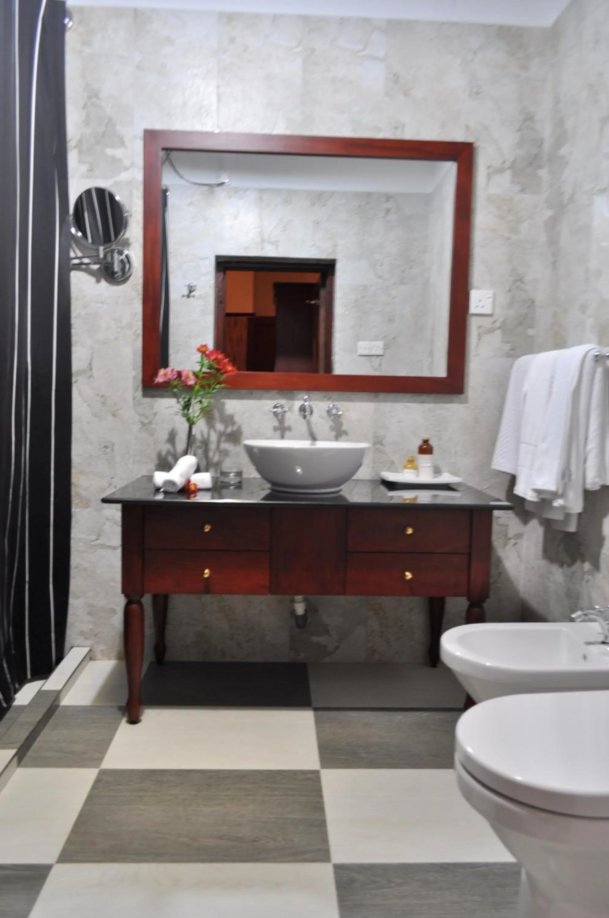 Bathroom in Royal Cocoon - Nuwara Eliya