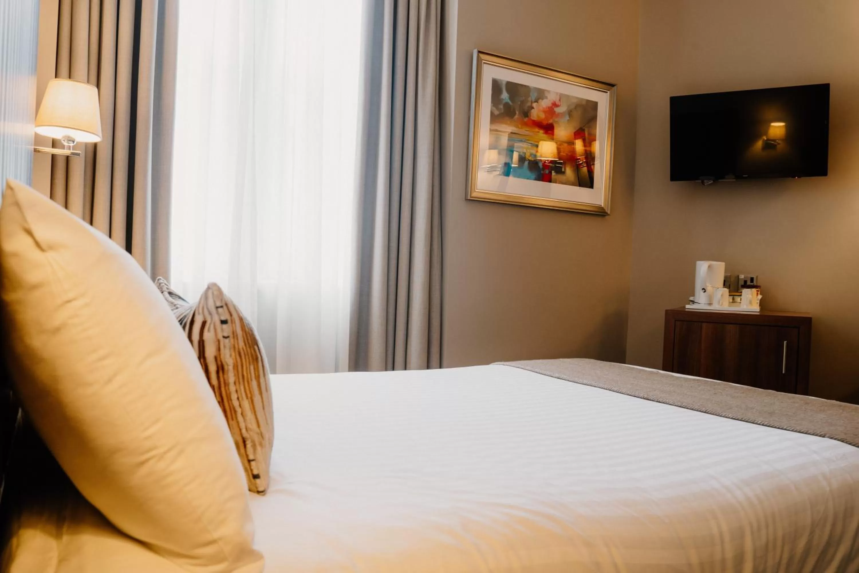 Bed in Frederick House Hotel