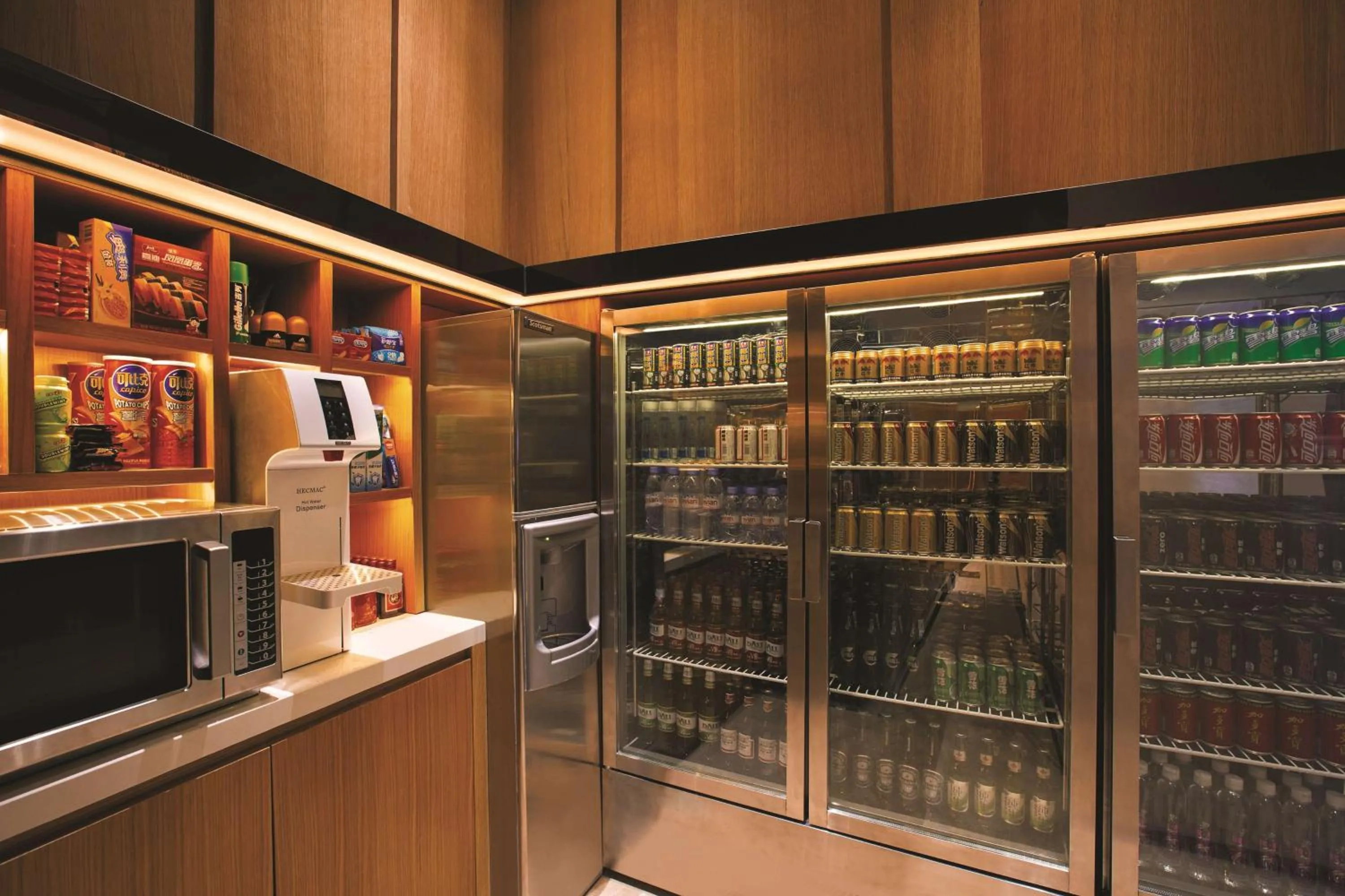 Restaurant/places to eat in Hilton Garden Inn Lijiang