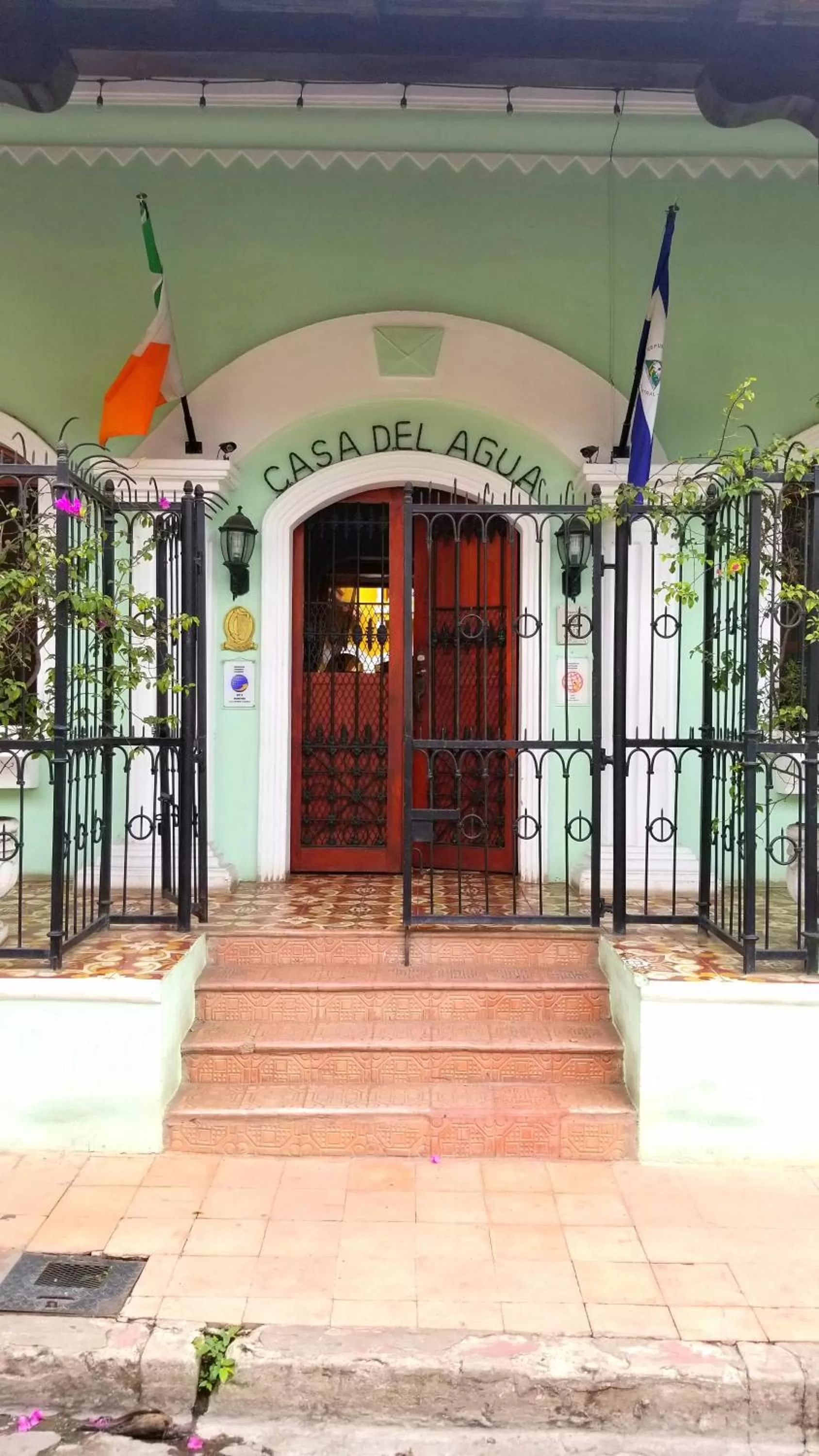Facade/entrance in Casa del Agua
