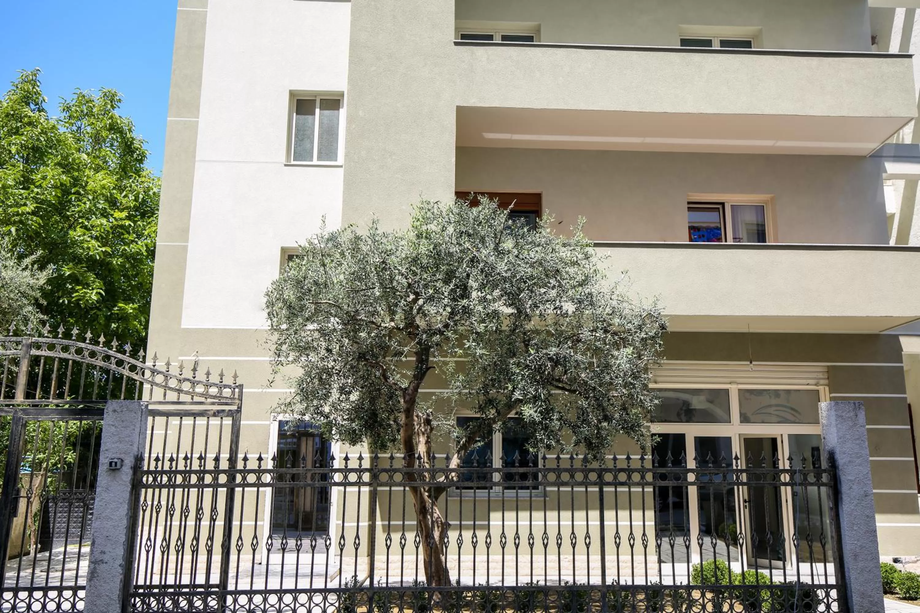 Property Building in Hotel Vila Stefa