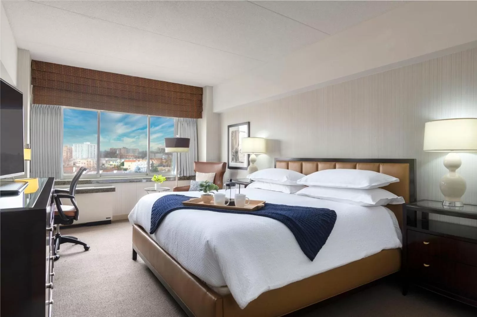 City view, Bed in The Stamford Hotel