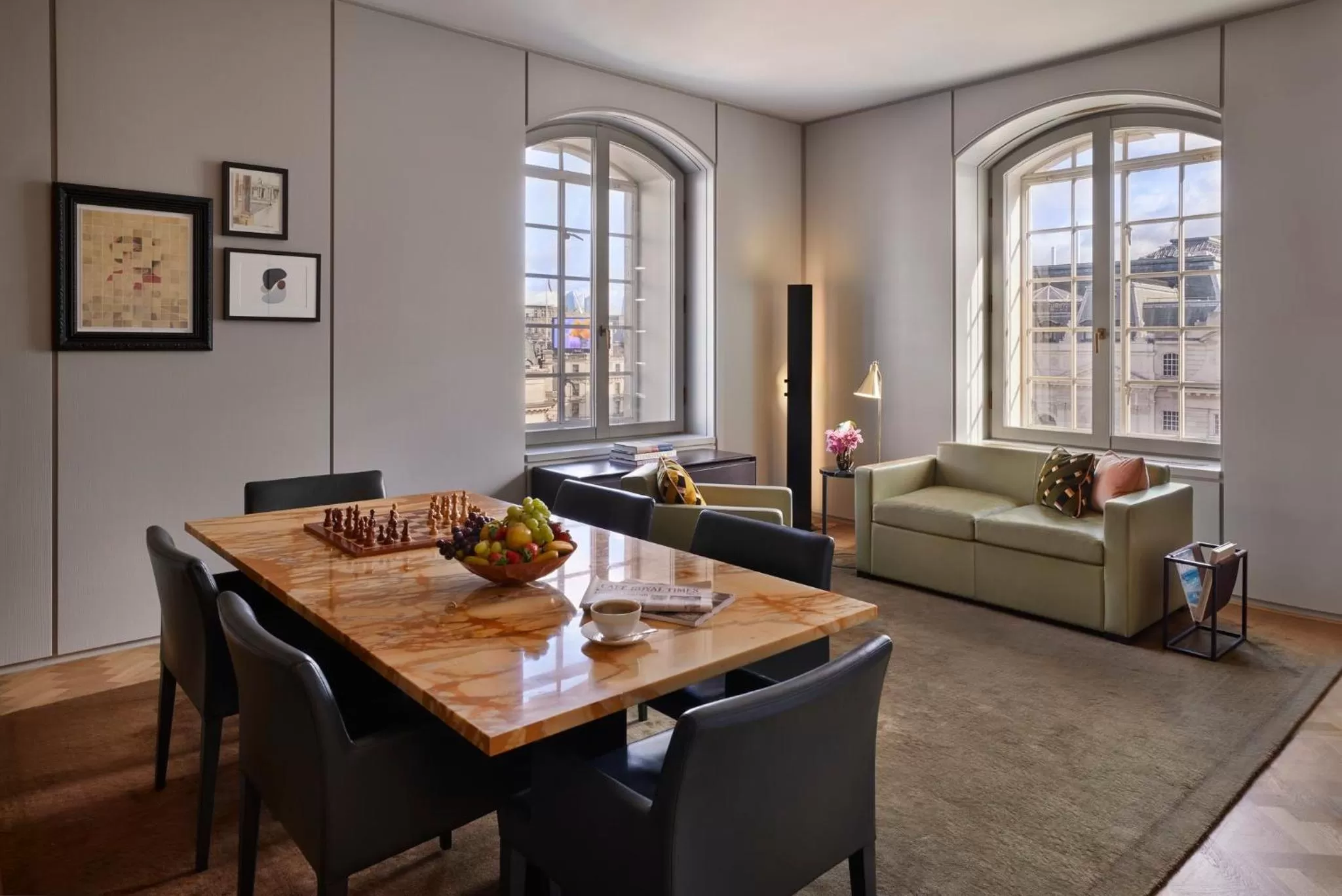 Living room in Hotel Cafe Royal