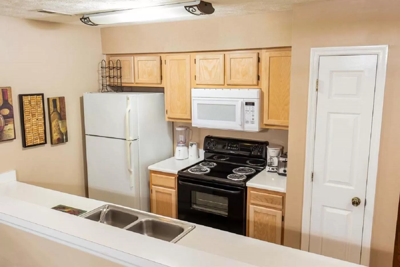 Kitchen or kitchenette, Kitchen/Kitchenette in River Oaks Golf Resort