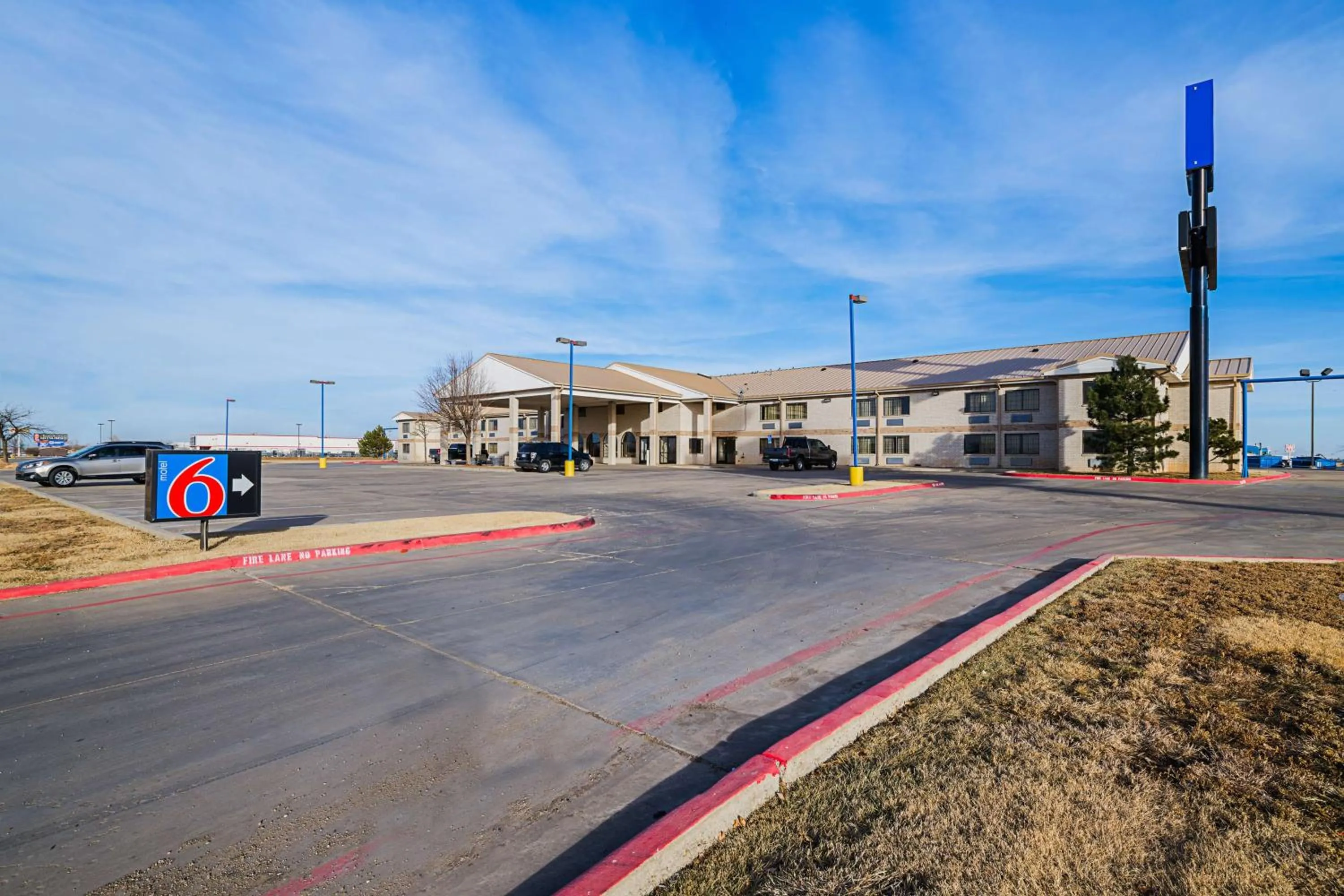 Property building in Motel 6-Amarillo, TX