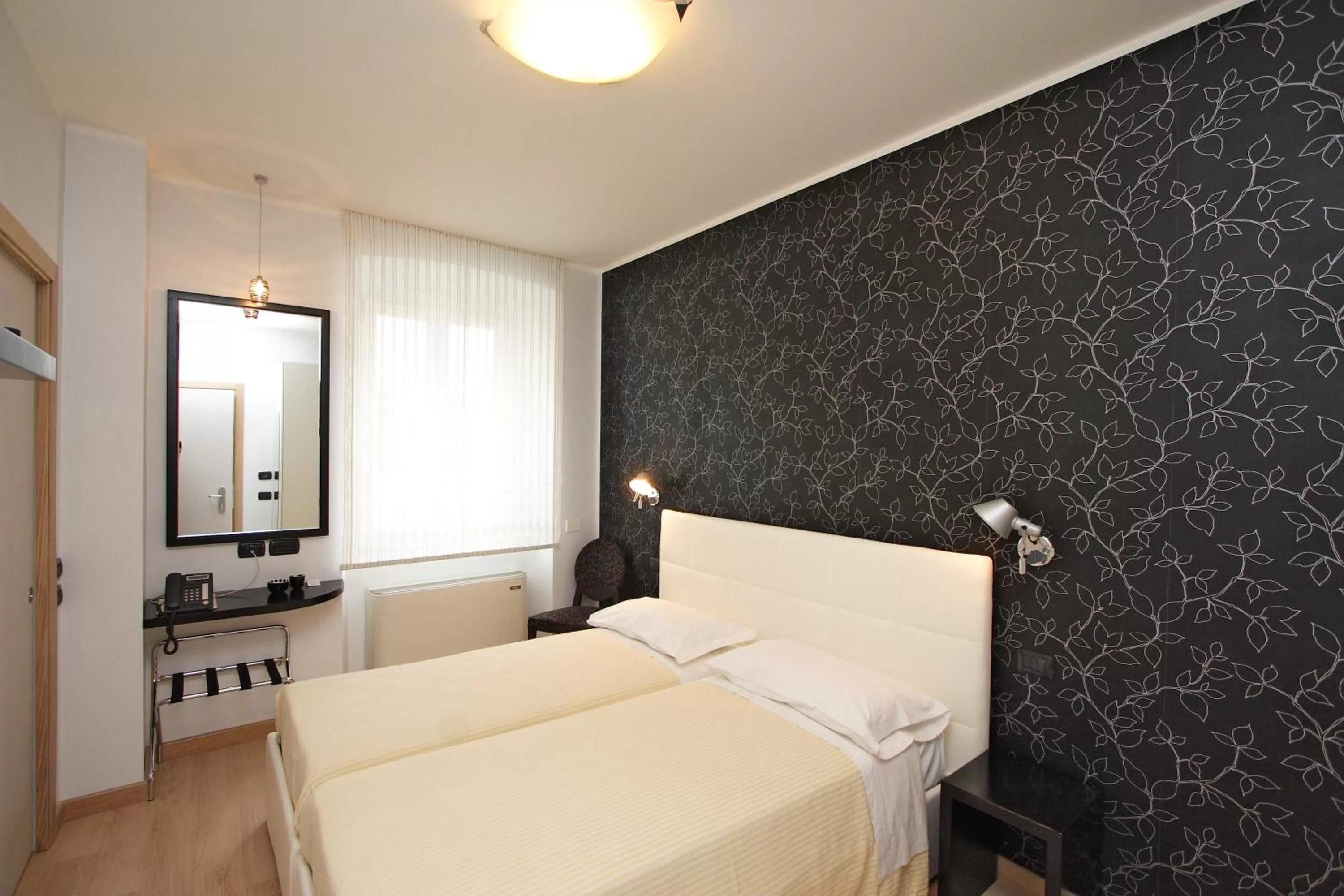 Bedroom, Bed in Hotel Roma