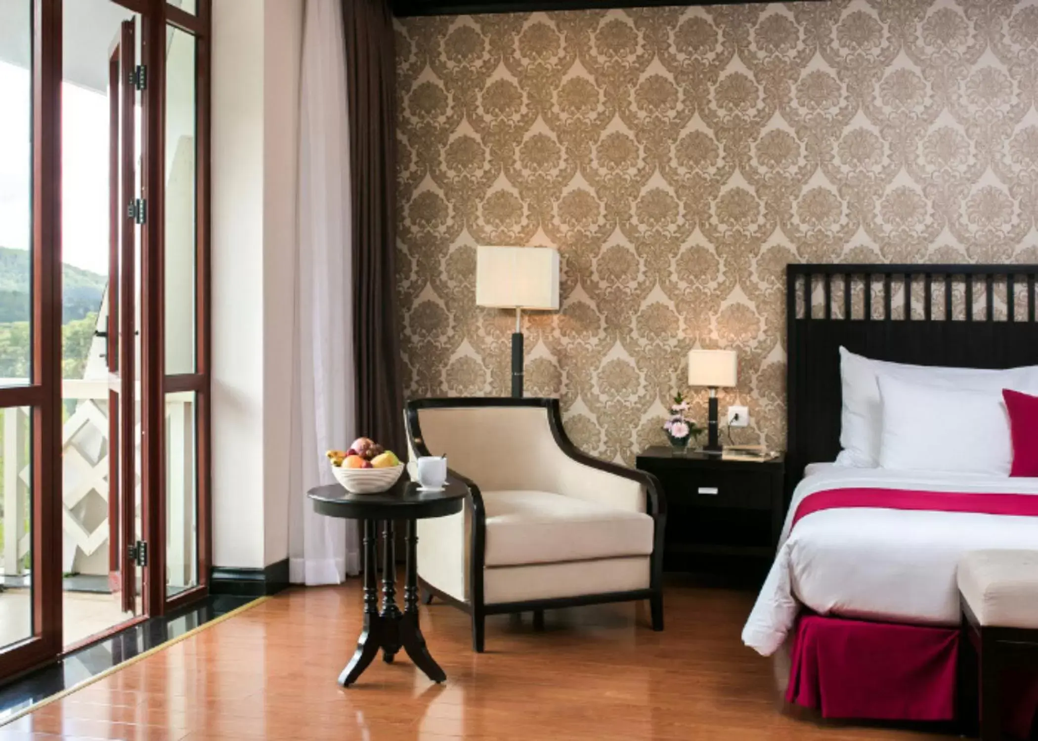 King Suite Mountain View in Swiss-Belresort Tuyen Lam King Suite Mountain View in Swiss-Belresort Tuyen Lam