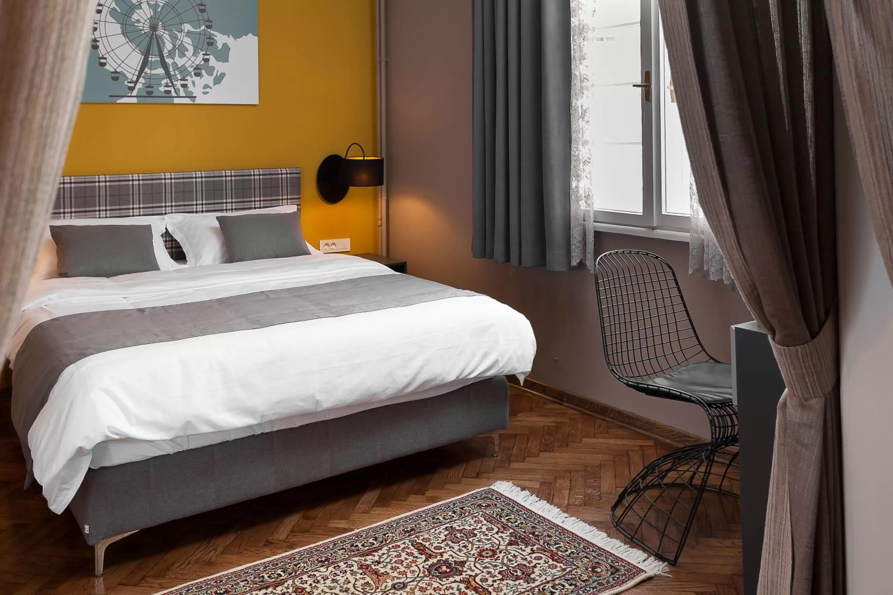 Bedroom, Bed in Hotel London B&B