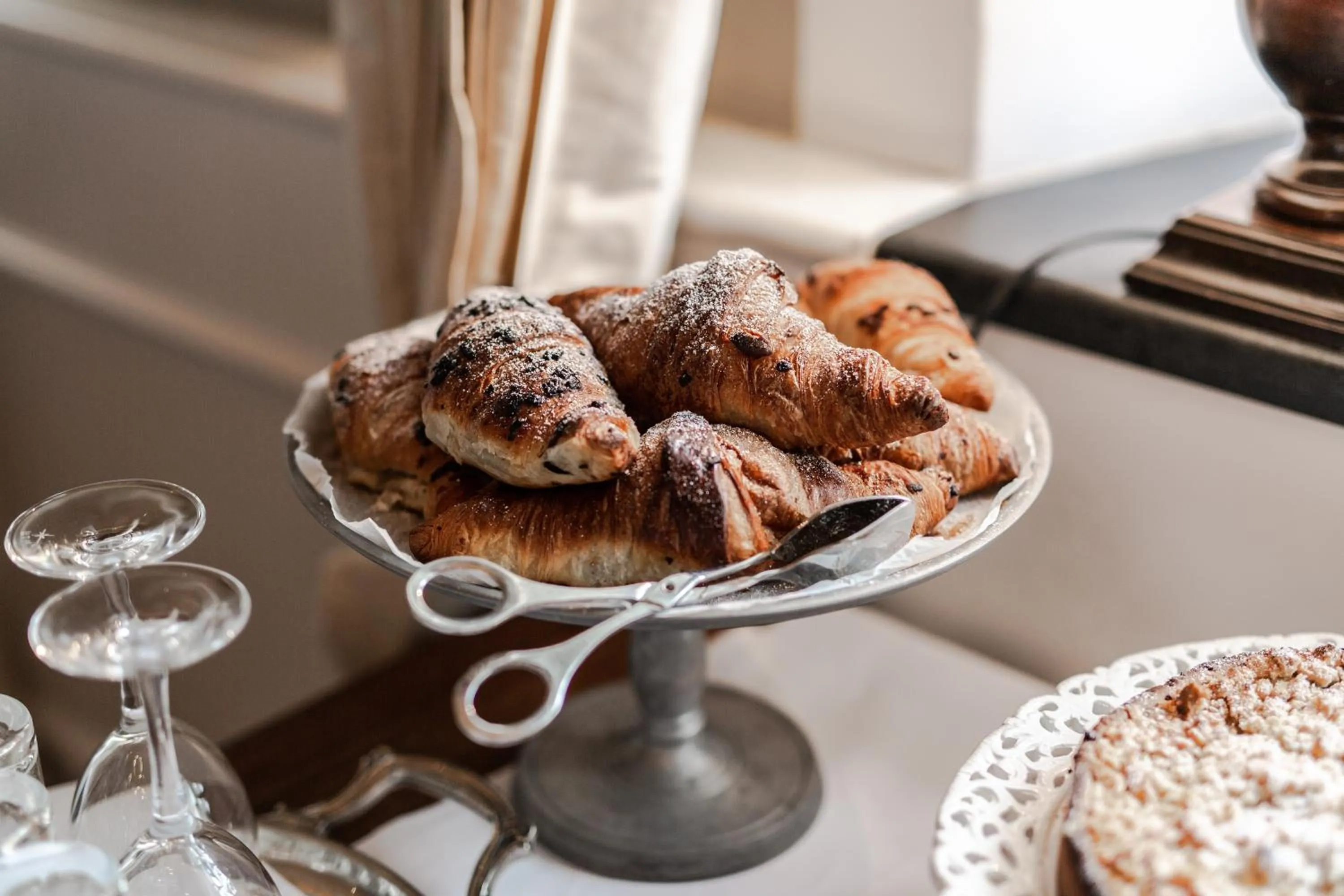 Buffet breakfast in Lesar Hotel Angel - Member of Hip Hotels