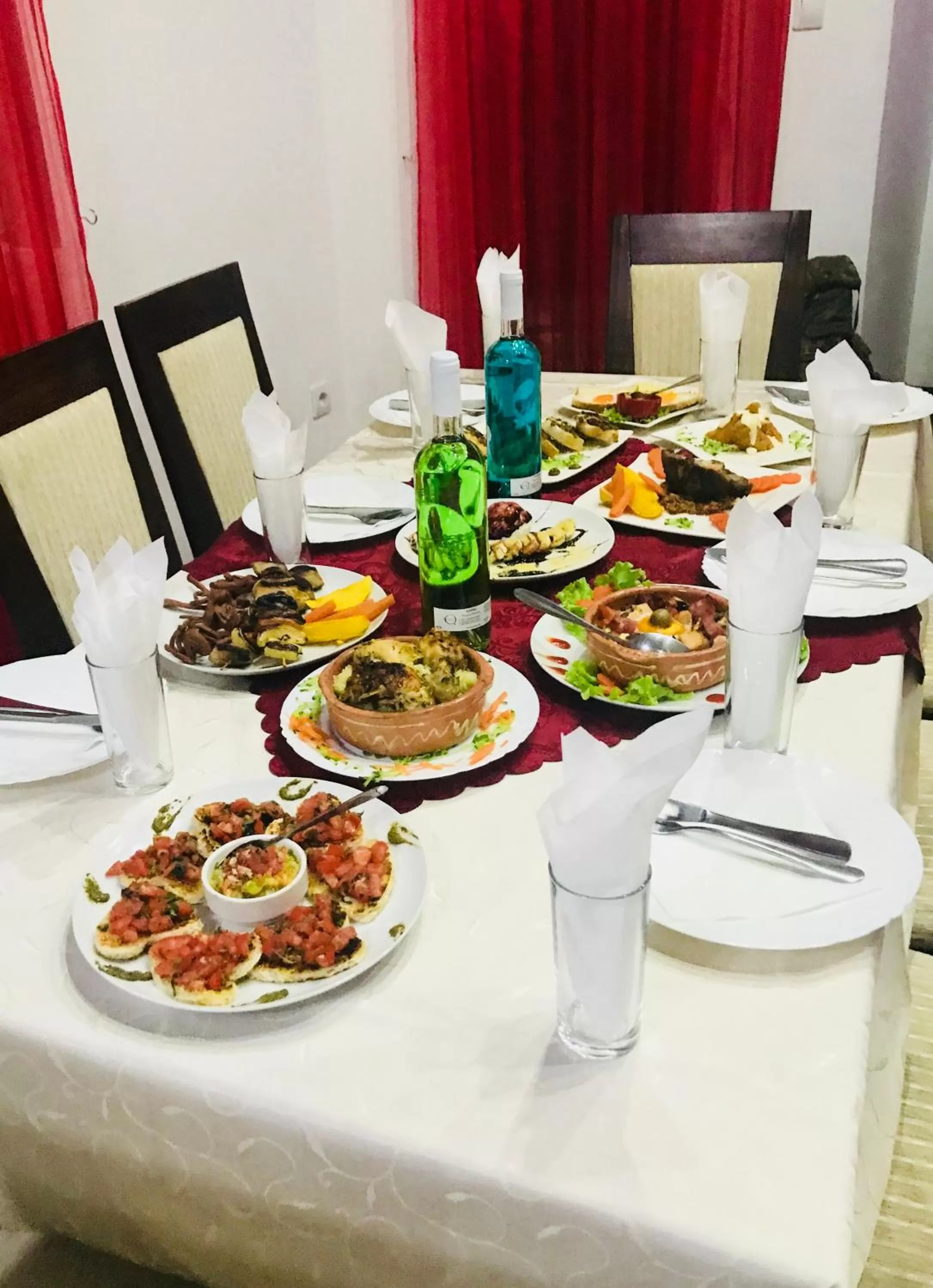 Food and drinks in Villa Bella Boutique Hotel