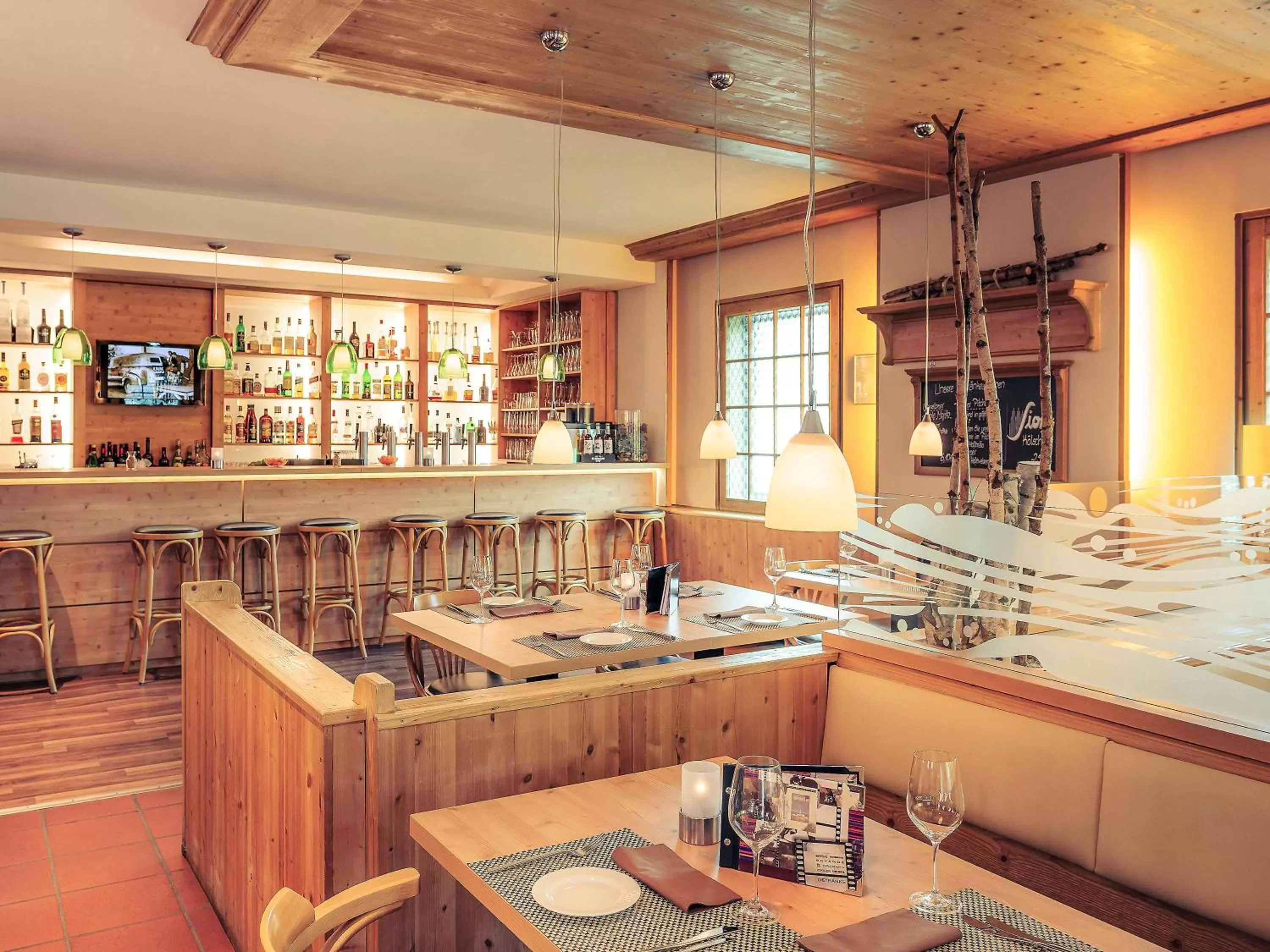 Restaurant/places to eat in Mercure Stuttgart Sindelfingen an der Messe