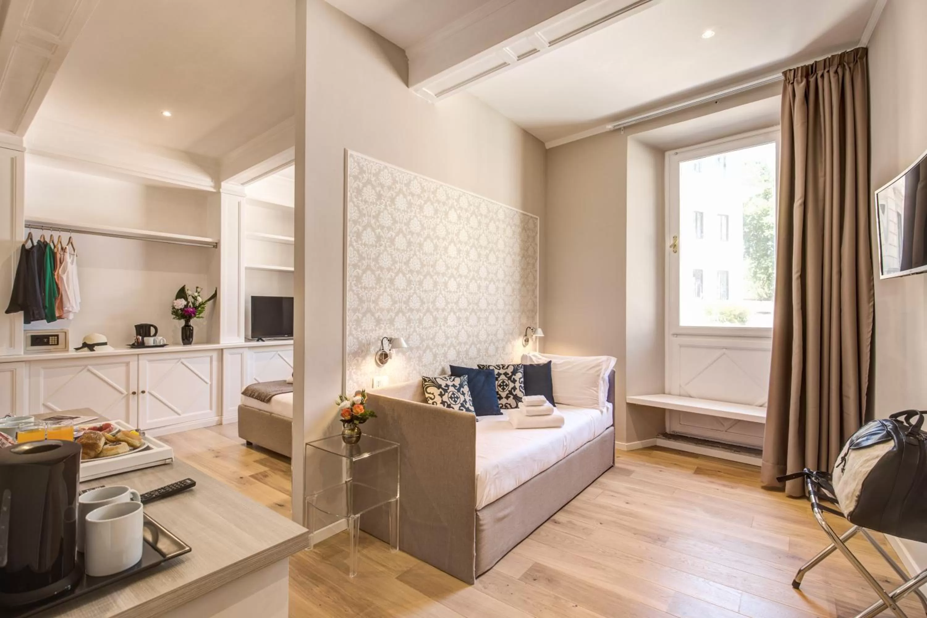 Decorative detail in The Spanish Suite Via di Ripetta