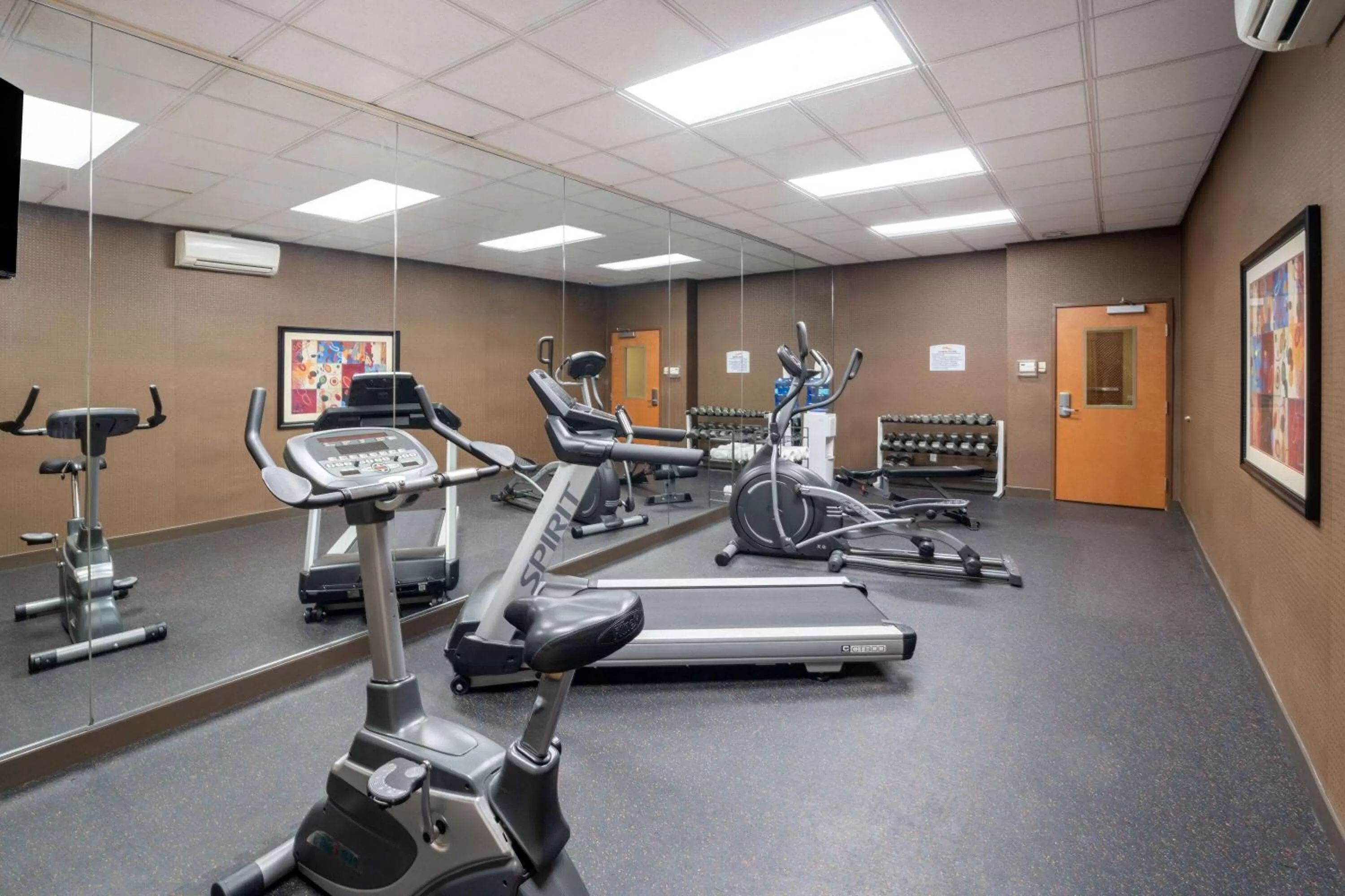 Fitness centre/facilities in Baymont by Wyndham Savannah South