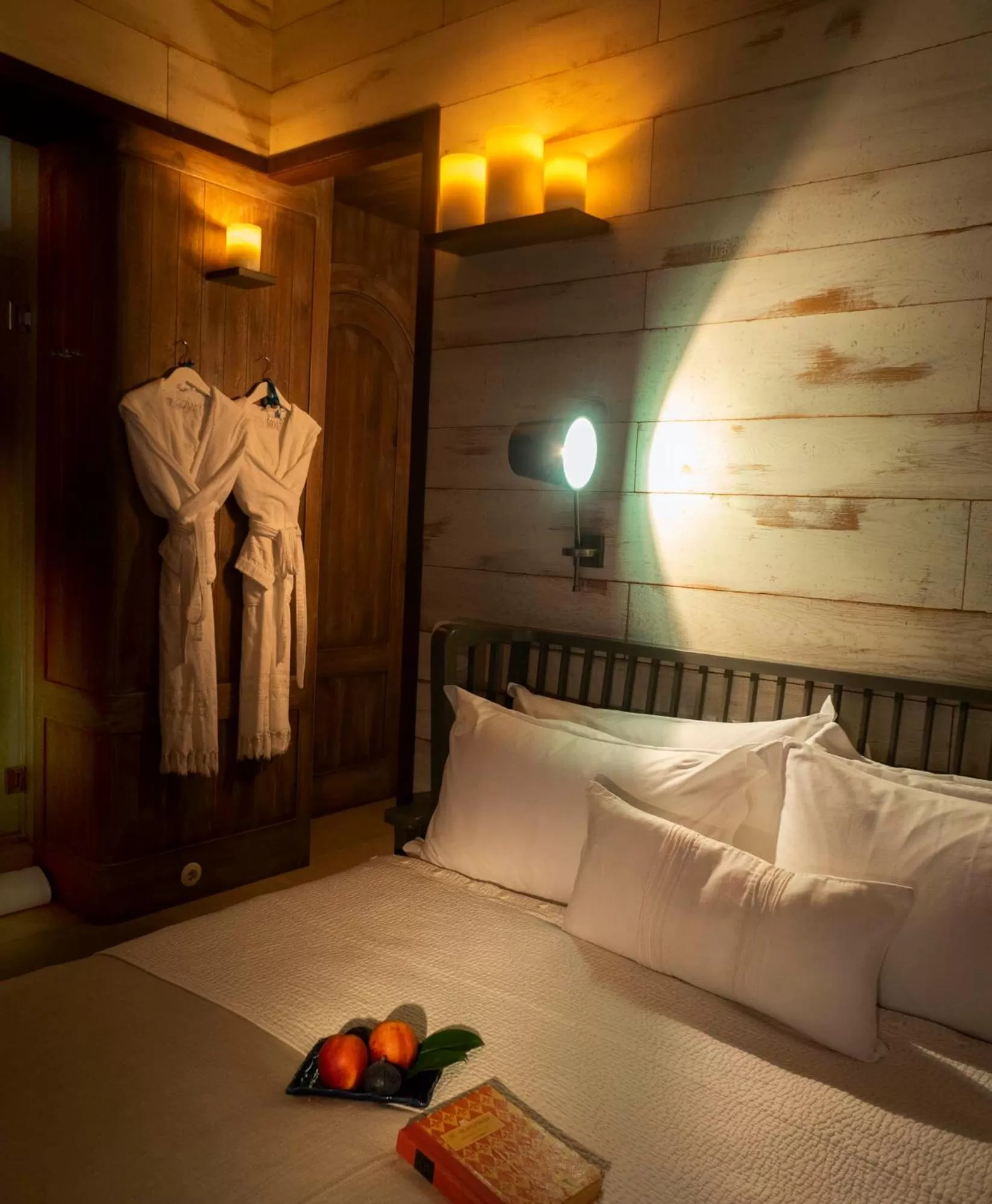 Bedroom, Bed in Alavya