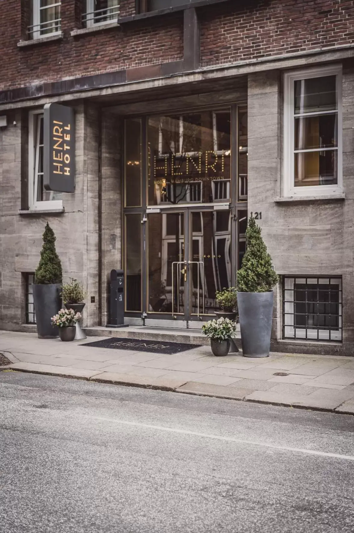 Henri Hotel Hamburg Downtown Henri Hotel Hamburg Downtown