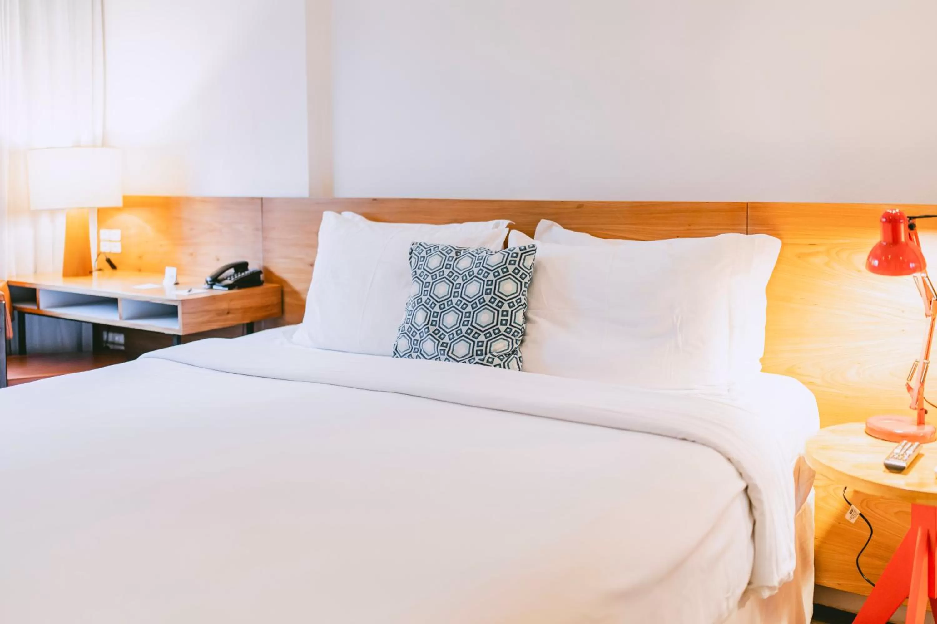 Bedroom, Bed in Ipanema Inn Hotel