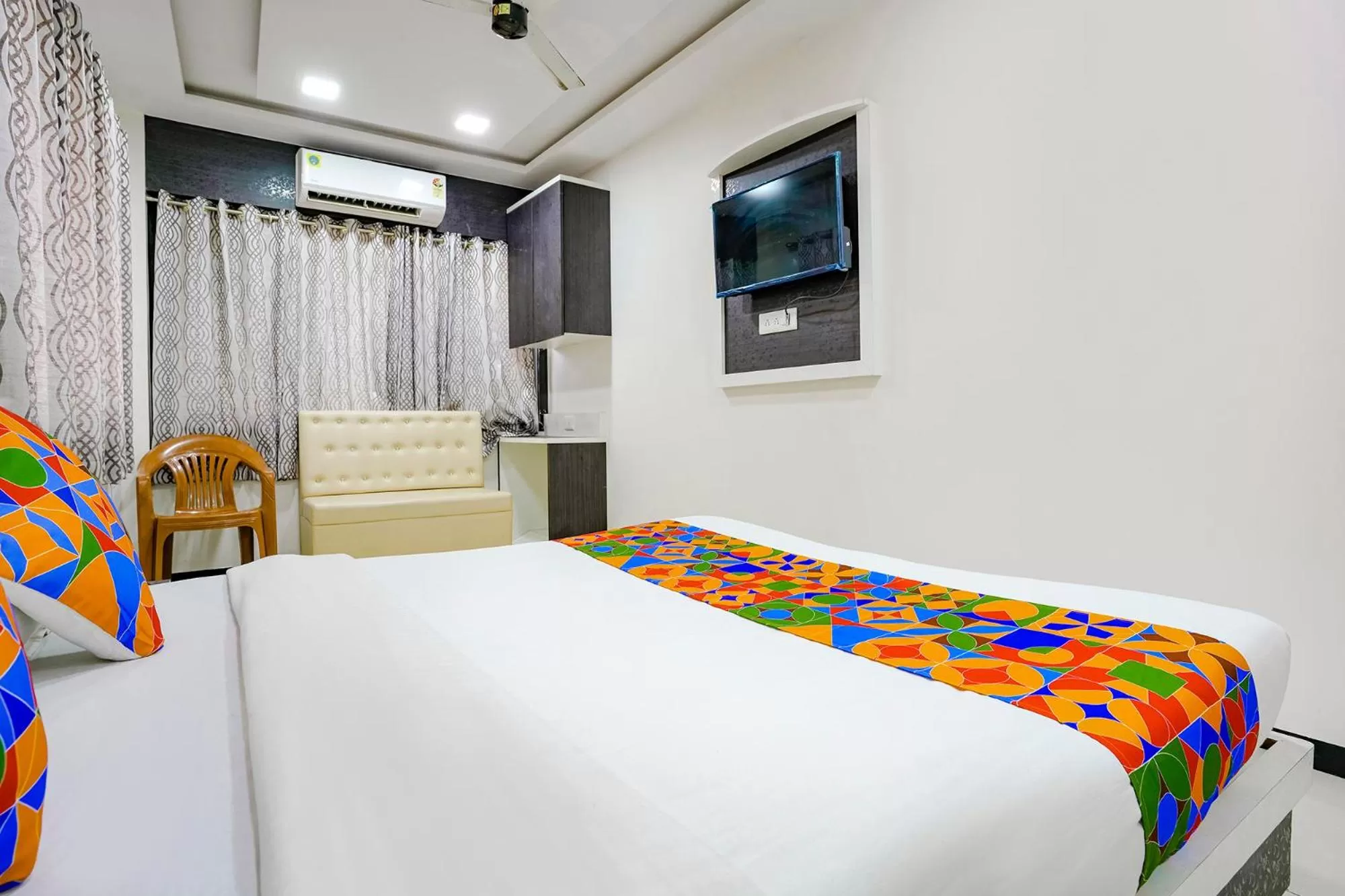 Bed in FabExpress Rajmahal