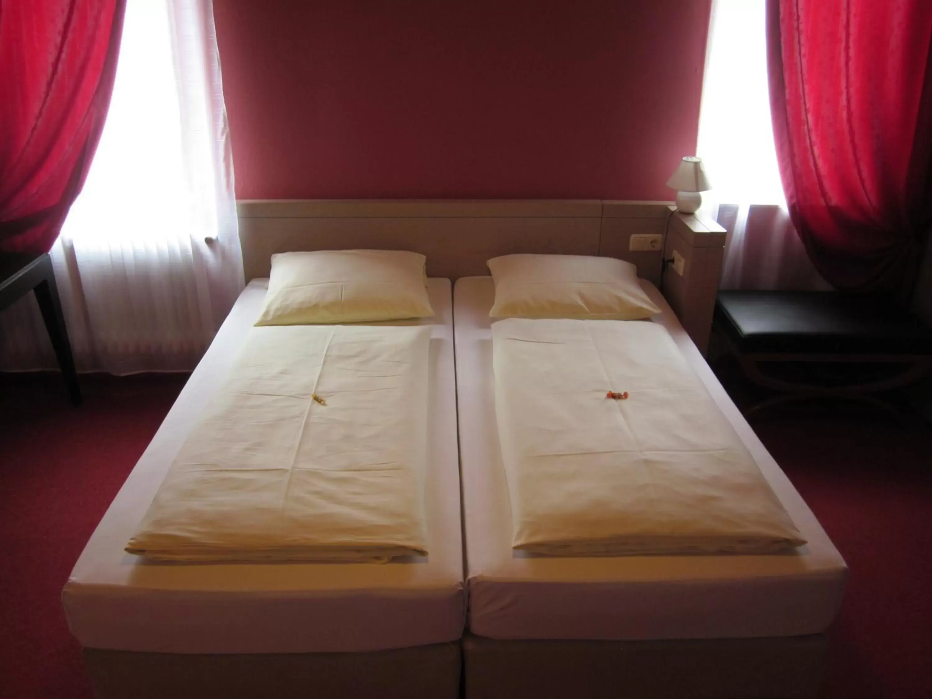 Double Room - single occupancy in Hotel Alte Krone Double Room - single occupancy in Hotel Alte Krone