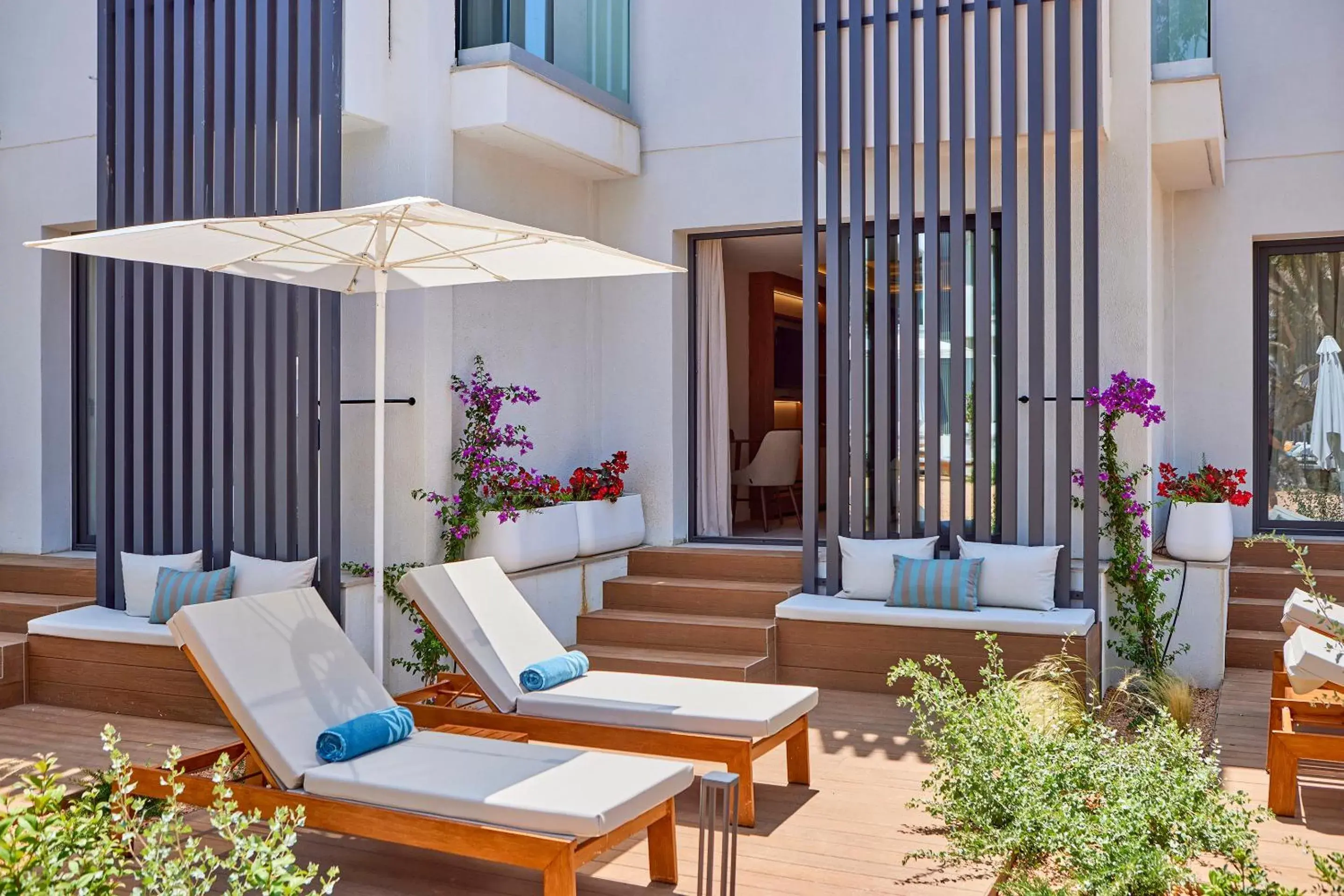 Junior Suite with Sun Deck in Universal Grand León & Spa Junior Suite with Sun Deck in Universal Grand León & Spa