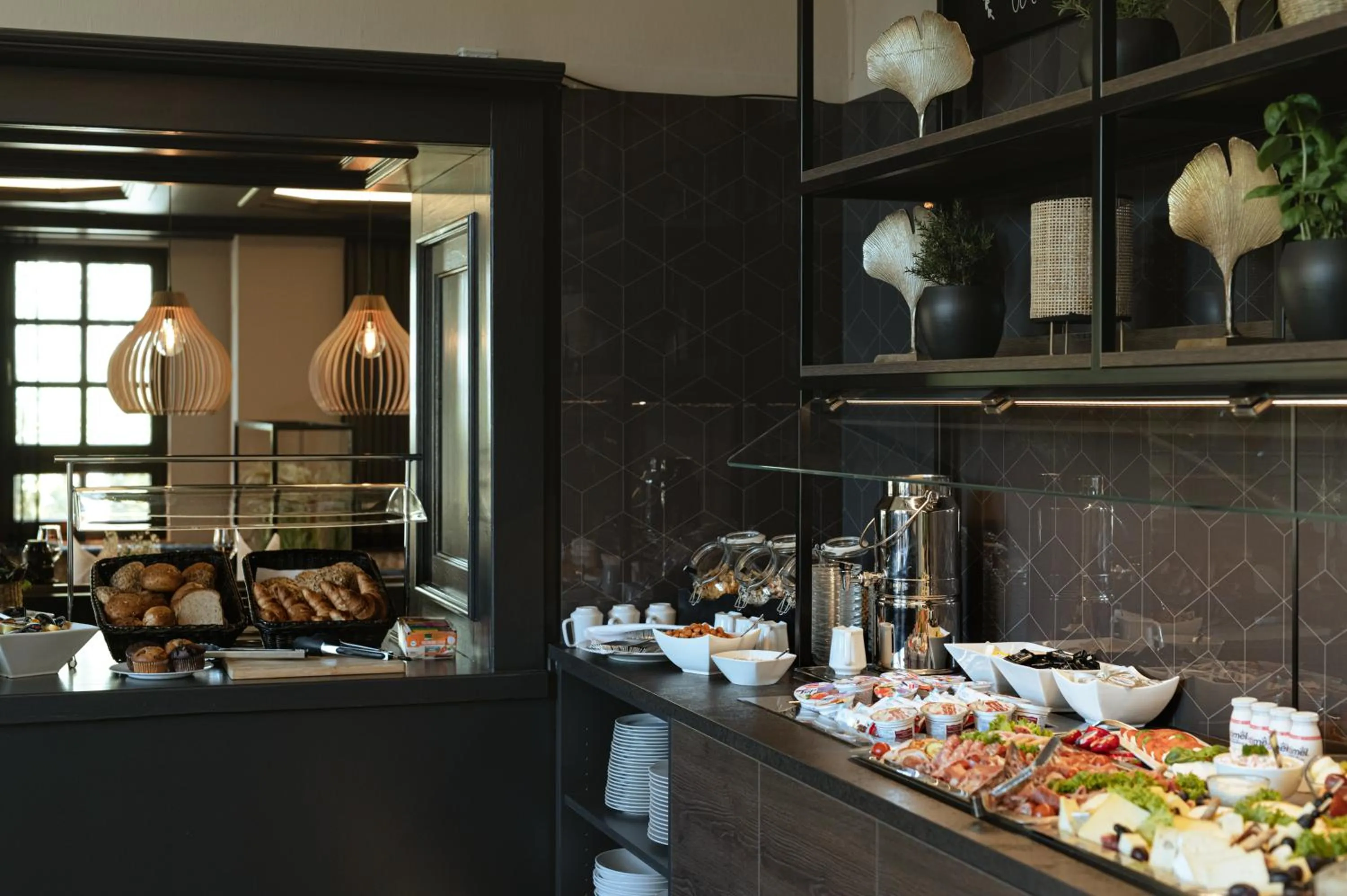 Restaurant/places to eat in Hotel Stadt Hamburg