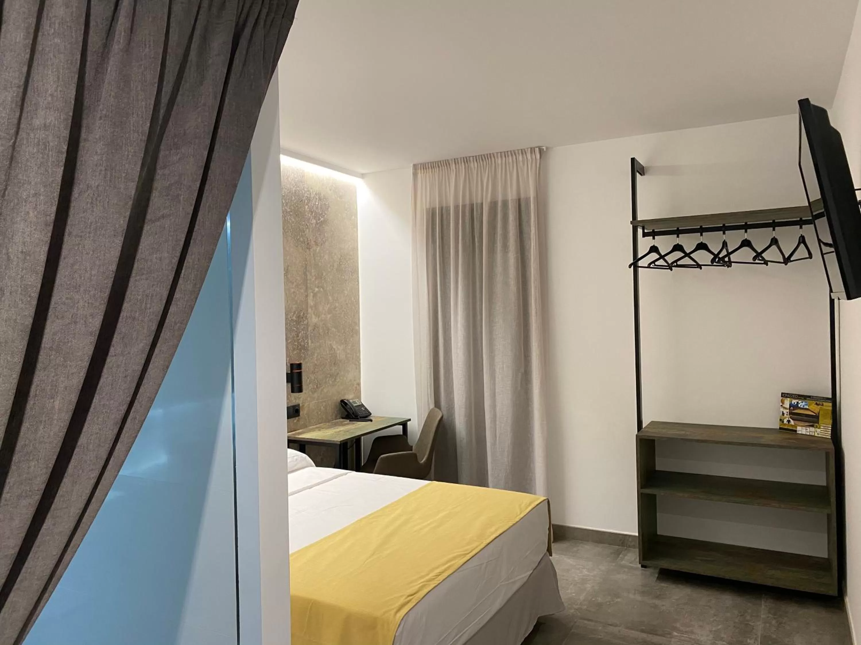 Photo of the whole room, Bed in HOTEL Boutique ÁNGEL