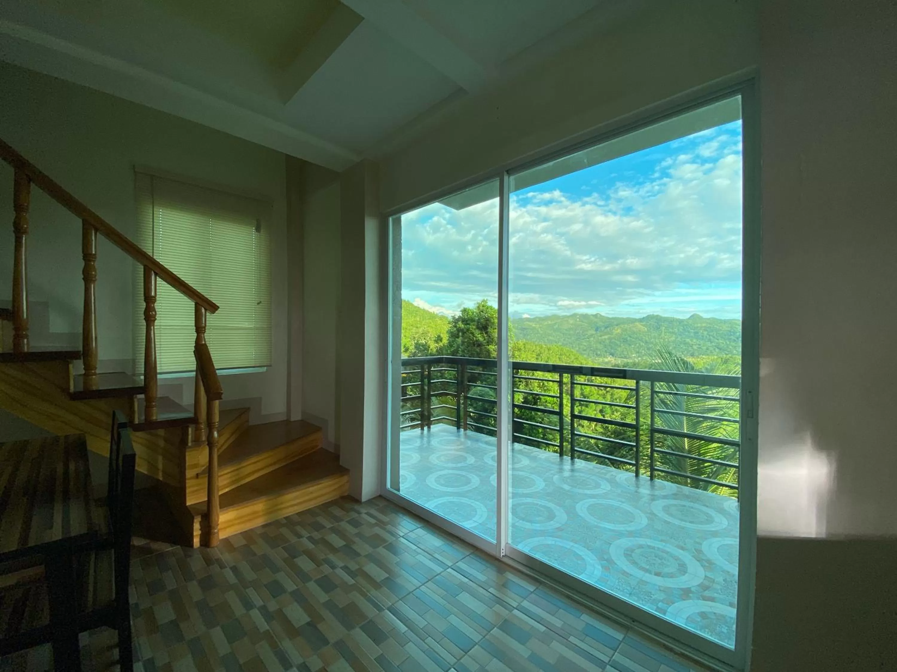 Balcony/Terrace in MS Mountain Cabin