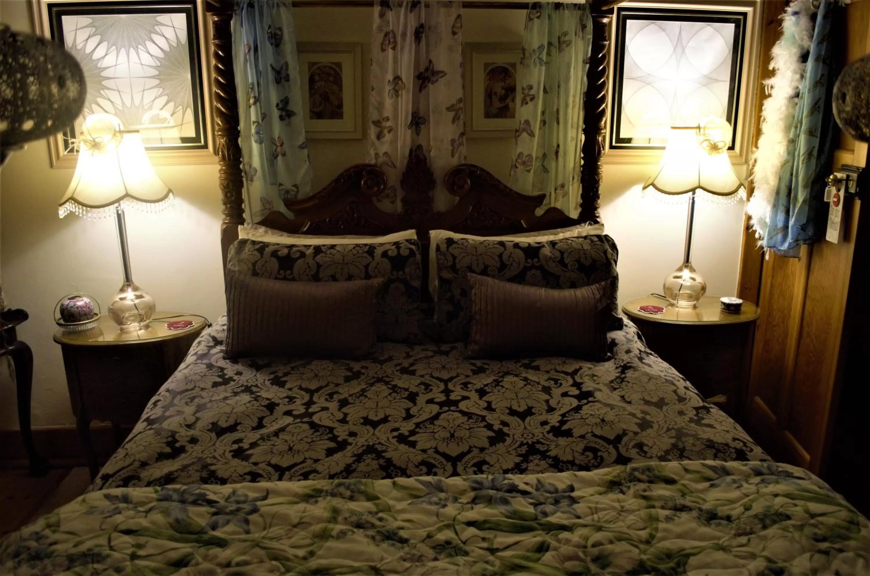 Bedroom, Bed in 79 On Ridge