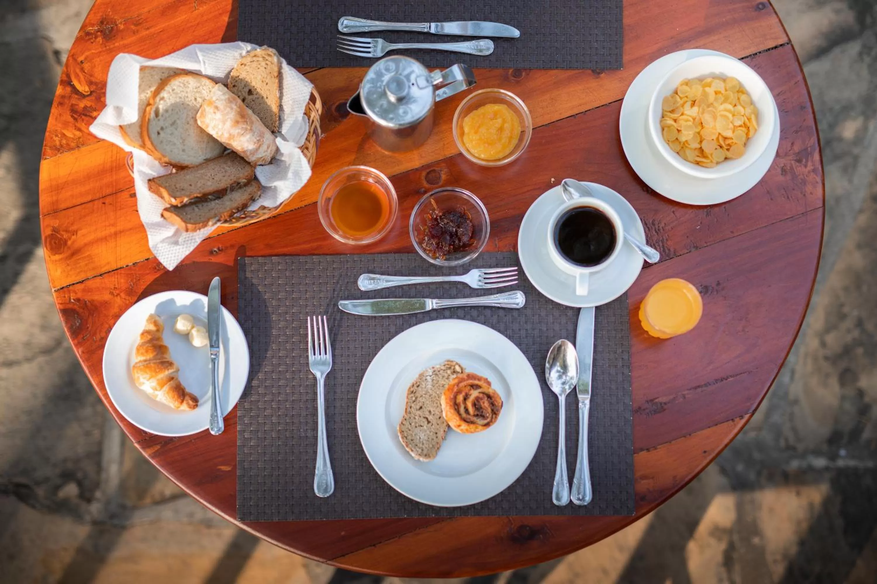 Restaurant/places to eat in Severin Sea Lodge