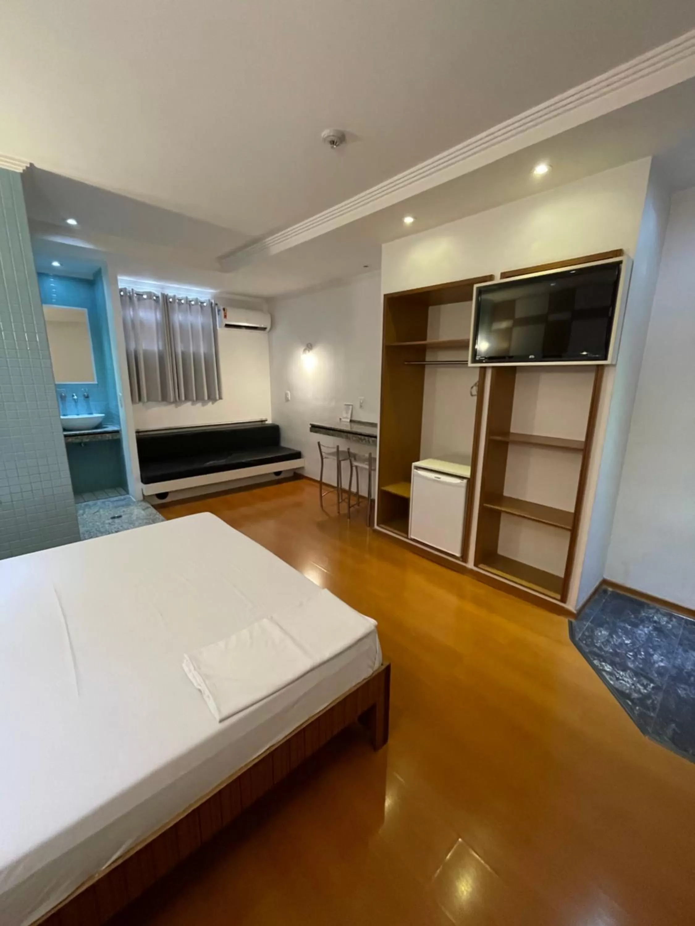 Photo of the whole room in Hotel Estrela da Agua Fria