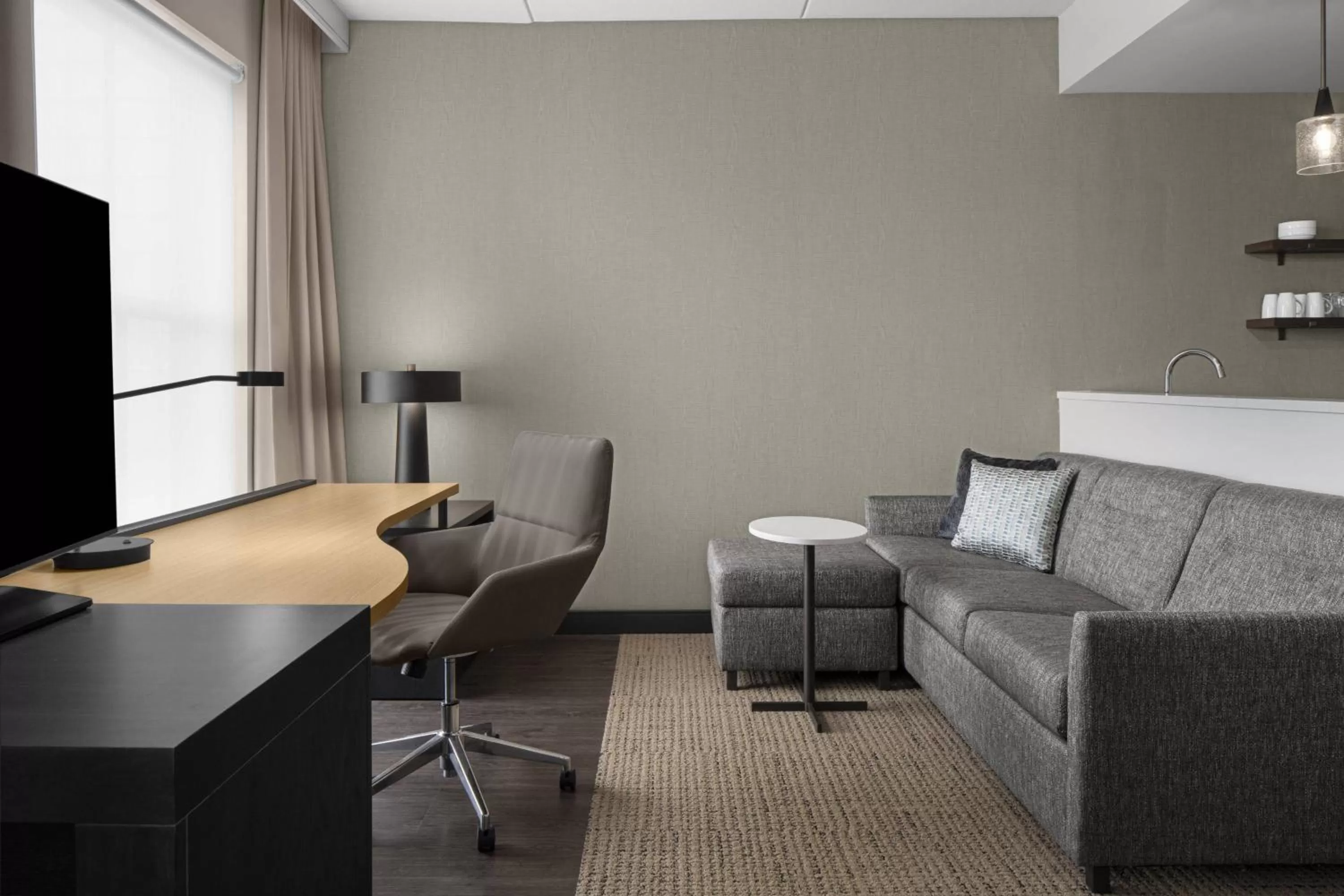 King Studio Suite with Sofa Bed - Hearing Accessible in Residence Inn By Marriott Jacksonville-Mayo Clinic Area