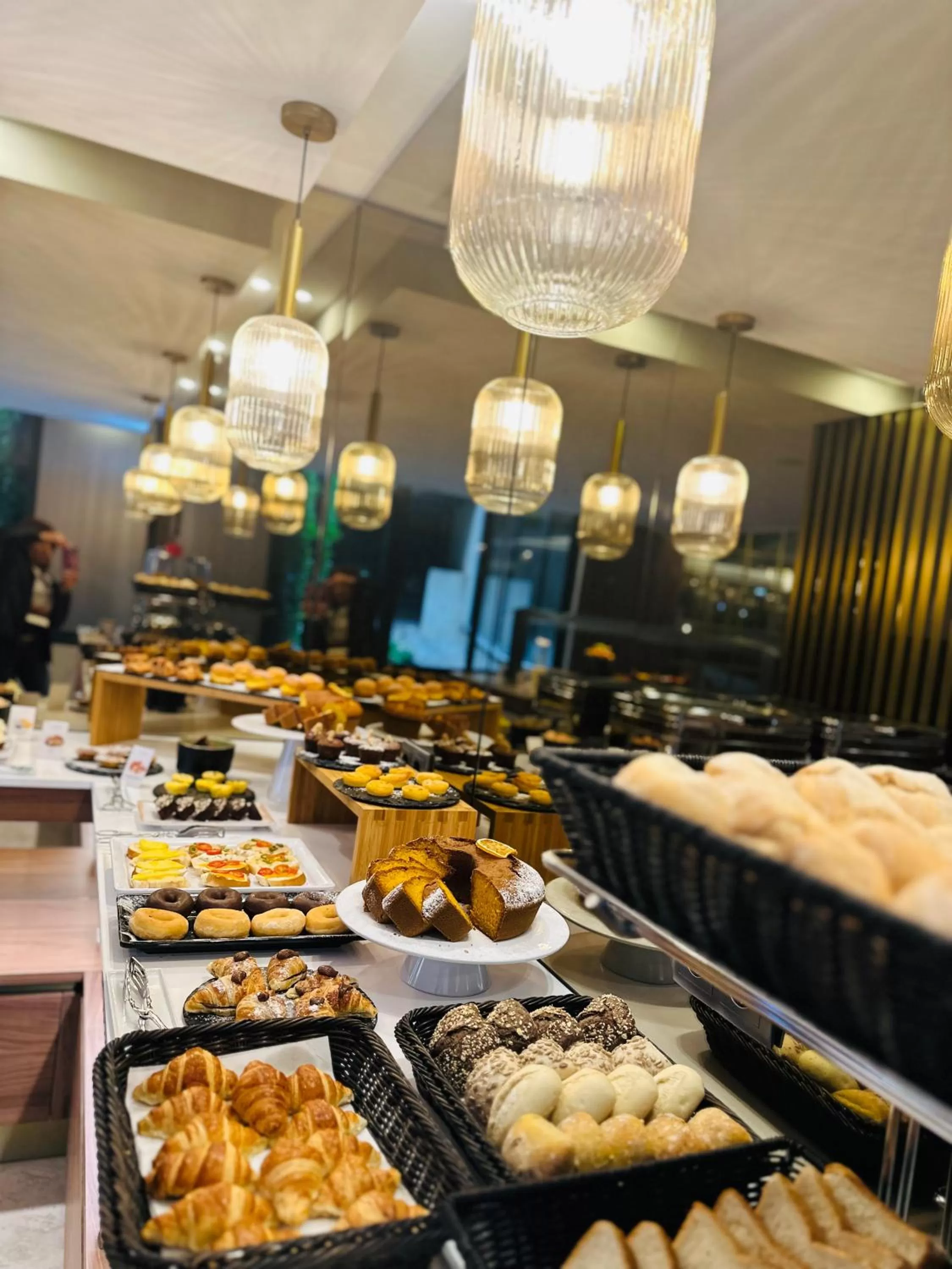 Breakfast in TURIM Oporto Hotel