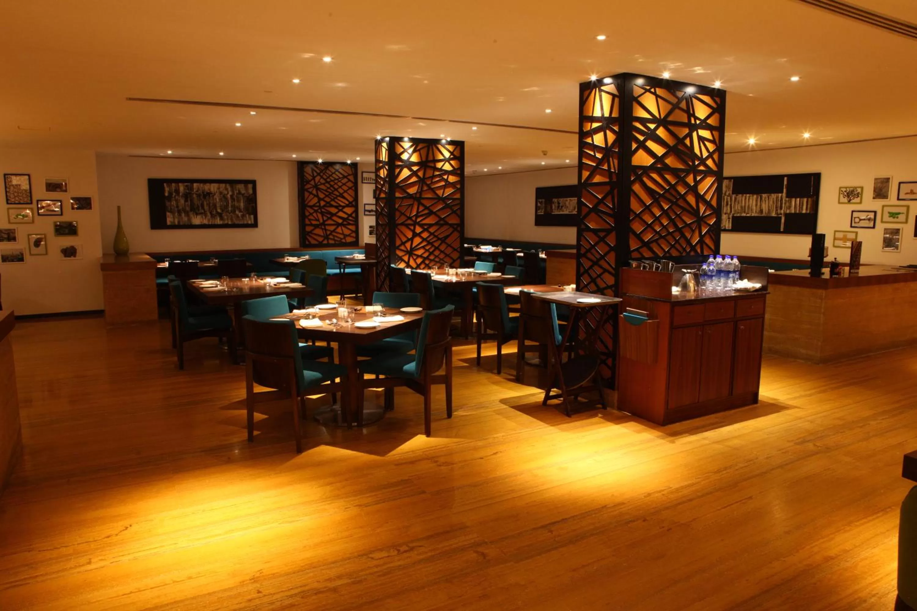 Restaurant/places to eat in Radisson Blu Plaza Hotel Hyderabad Banjara Hills