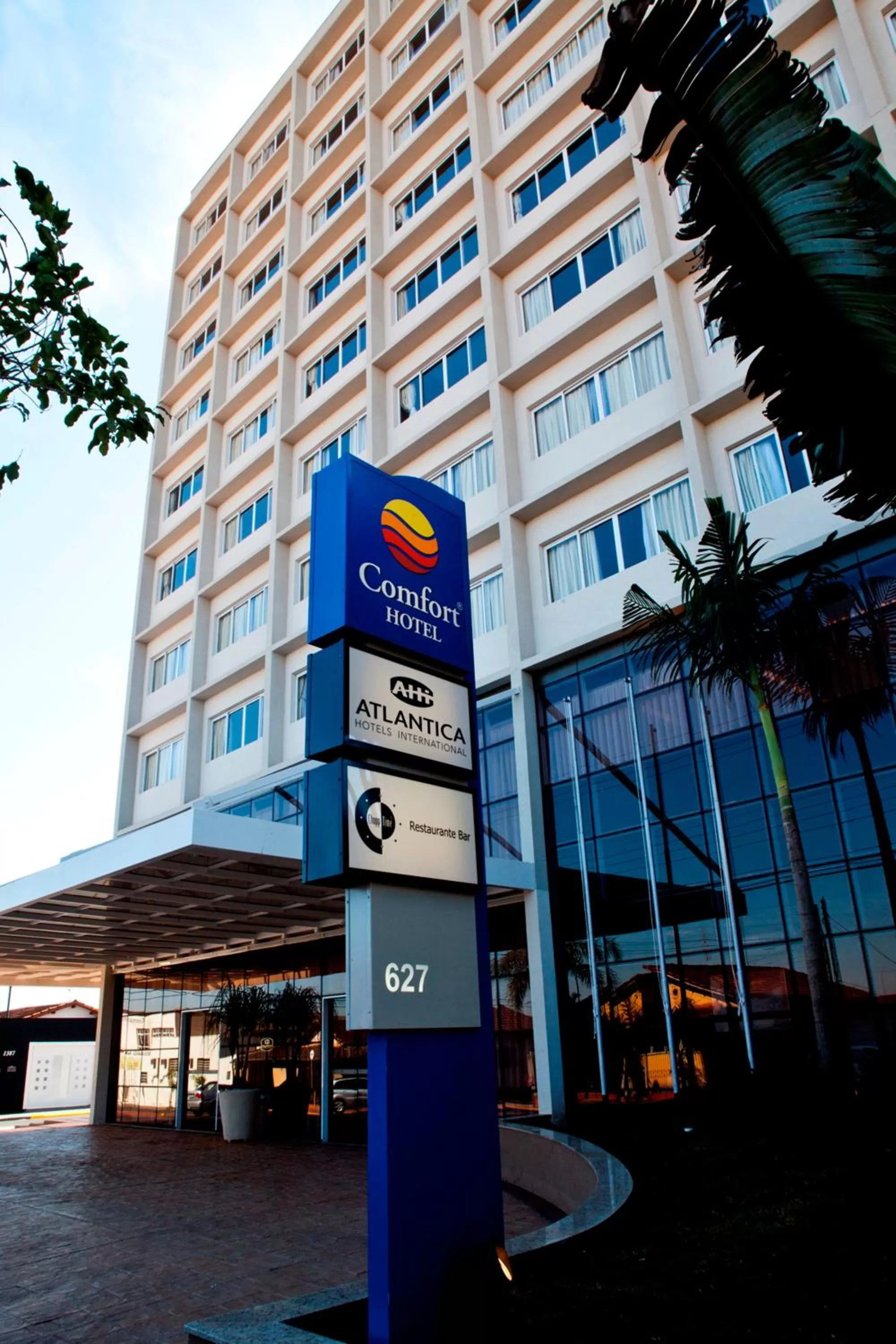 Facade/entrance in Comfort Hotel Sertãozinho