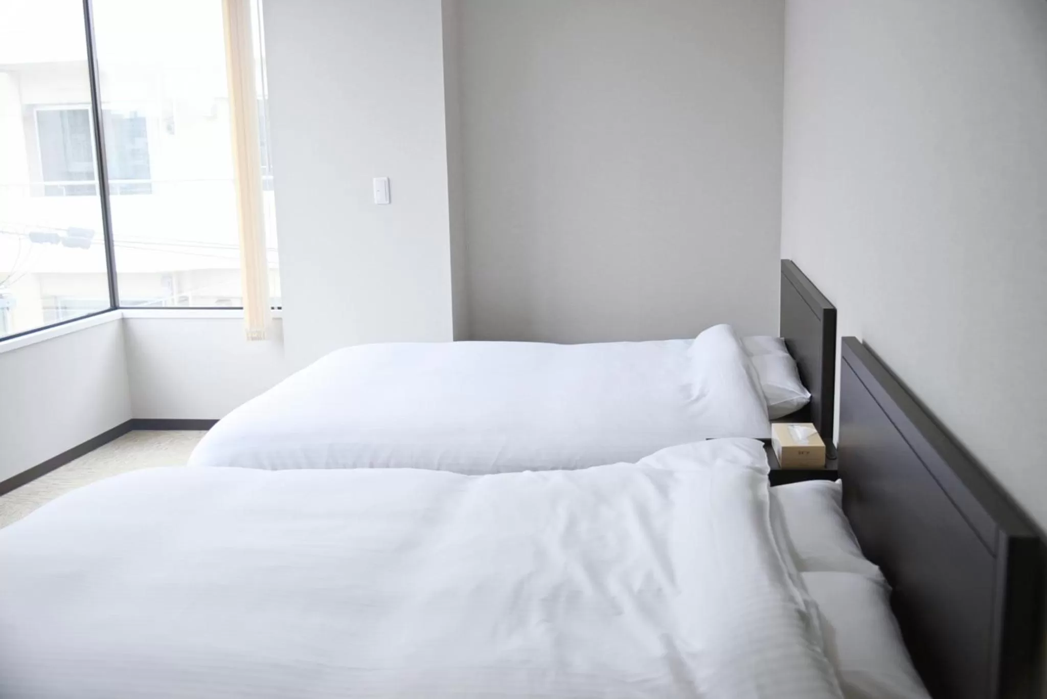 Bedroom, Bed in Hostel PLEASURE MARUYAMA