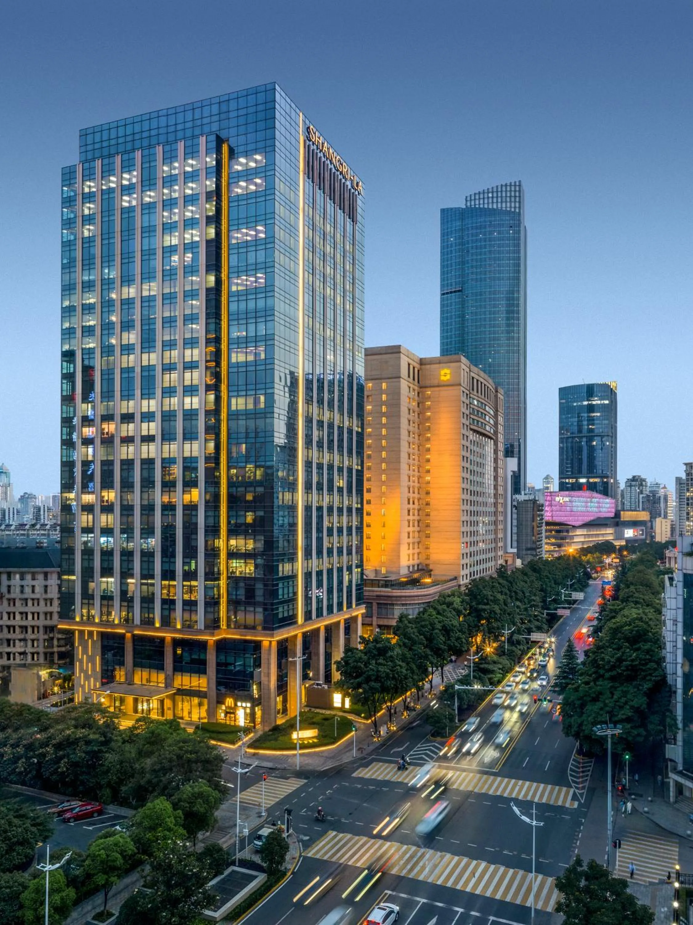 Property building in Shangri-La Hotel, Wuhan