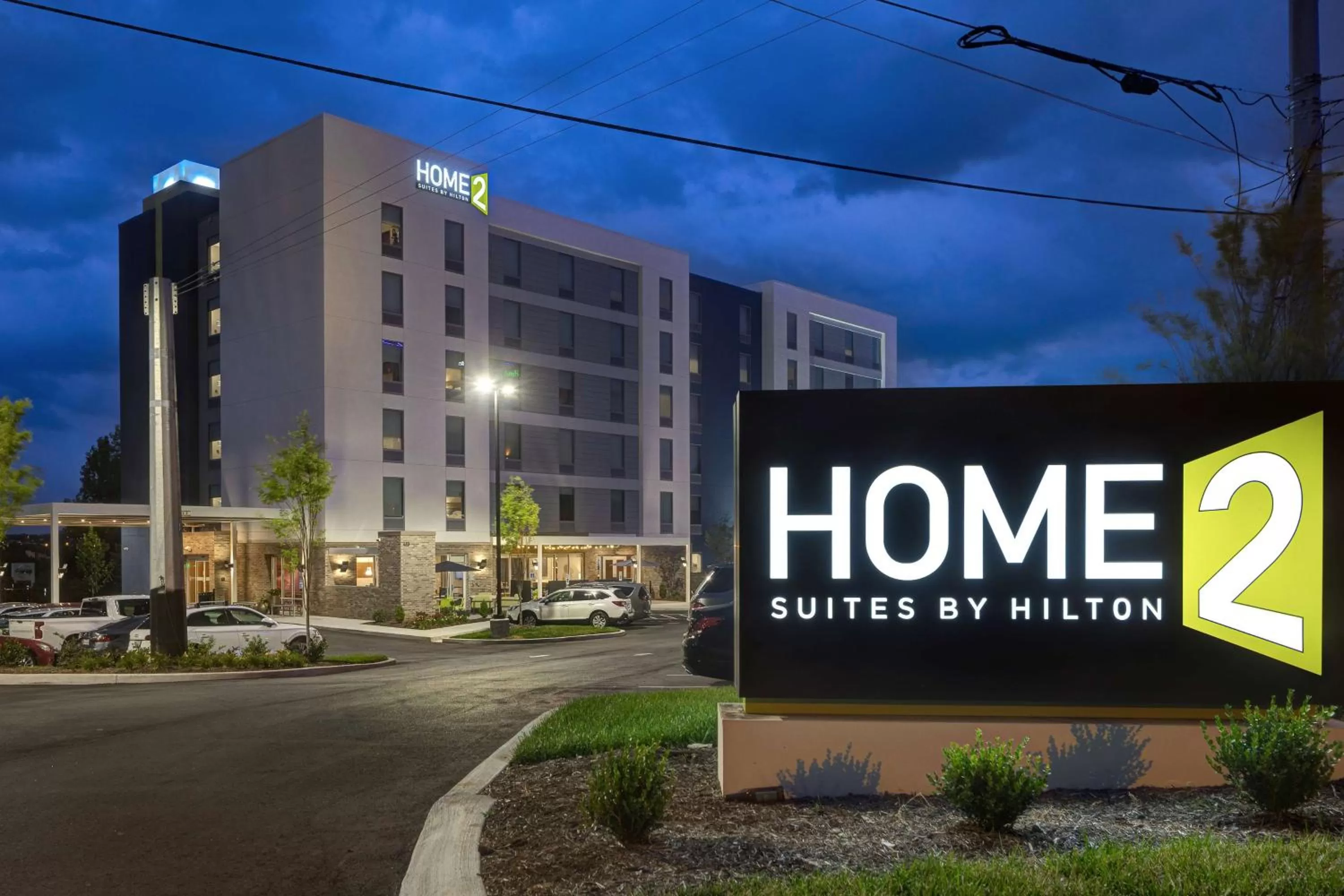 Property building in Home2 Suites By Hilton Nashville Downtown-Metrocenter