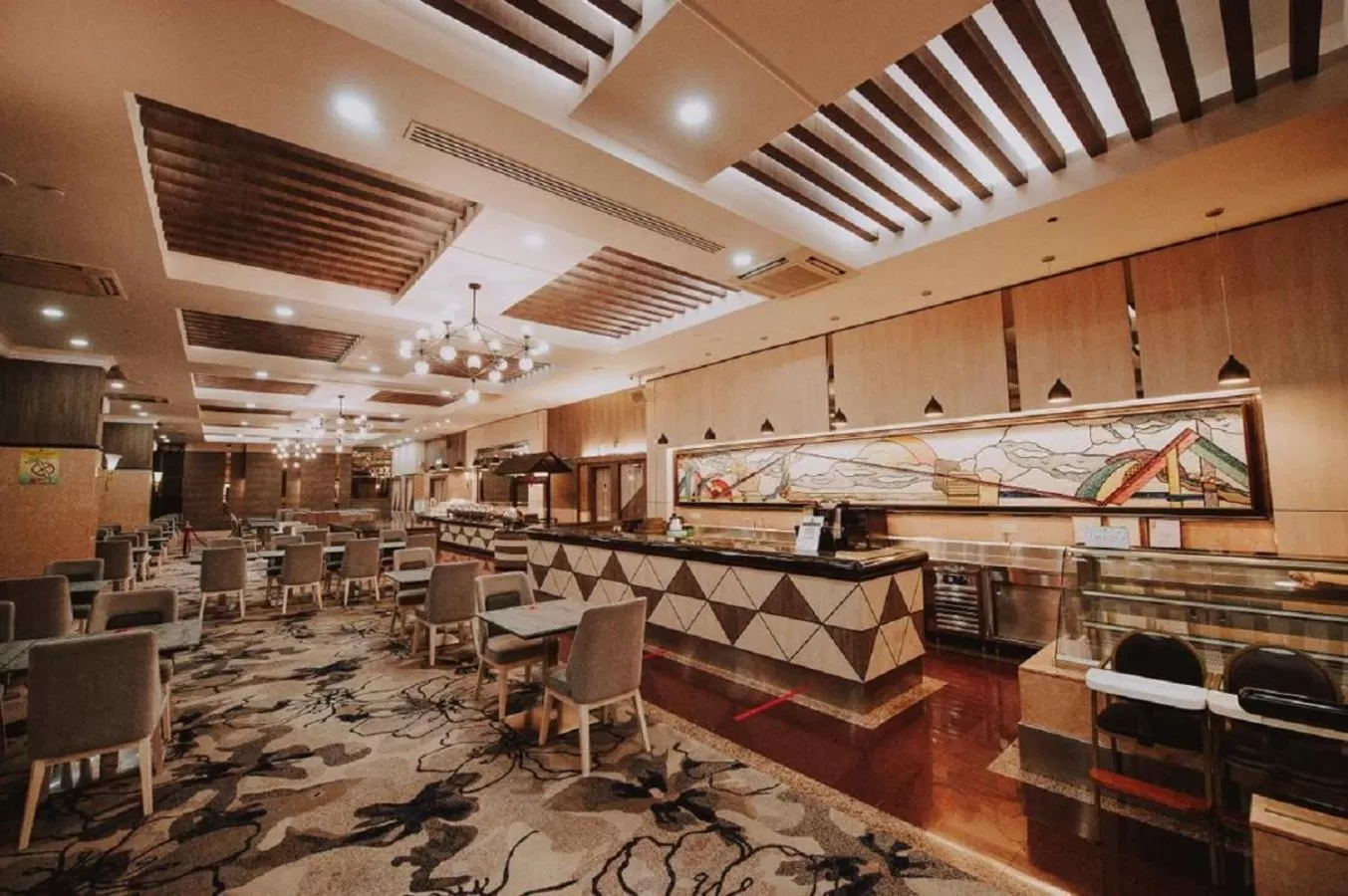 Restaurant/places to eat in Kingwood Hotel Sibu