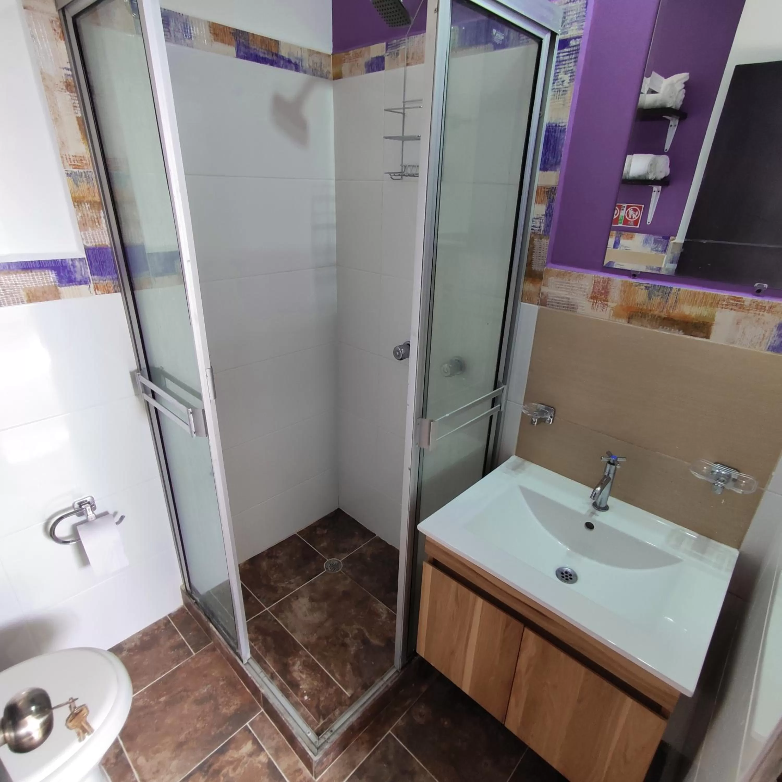 Bathroom in HOTEL COLOURS Cali