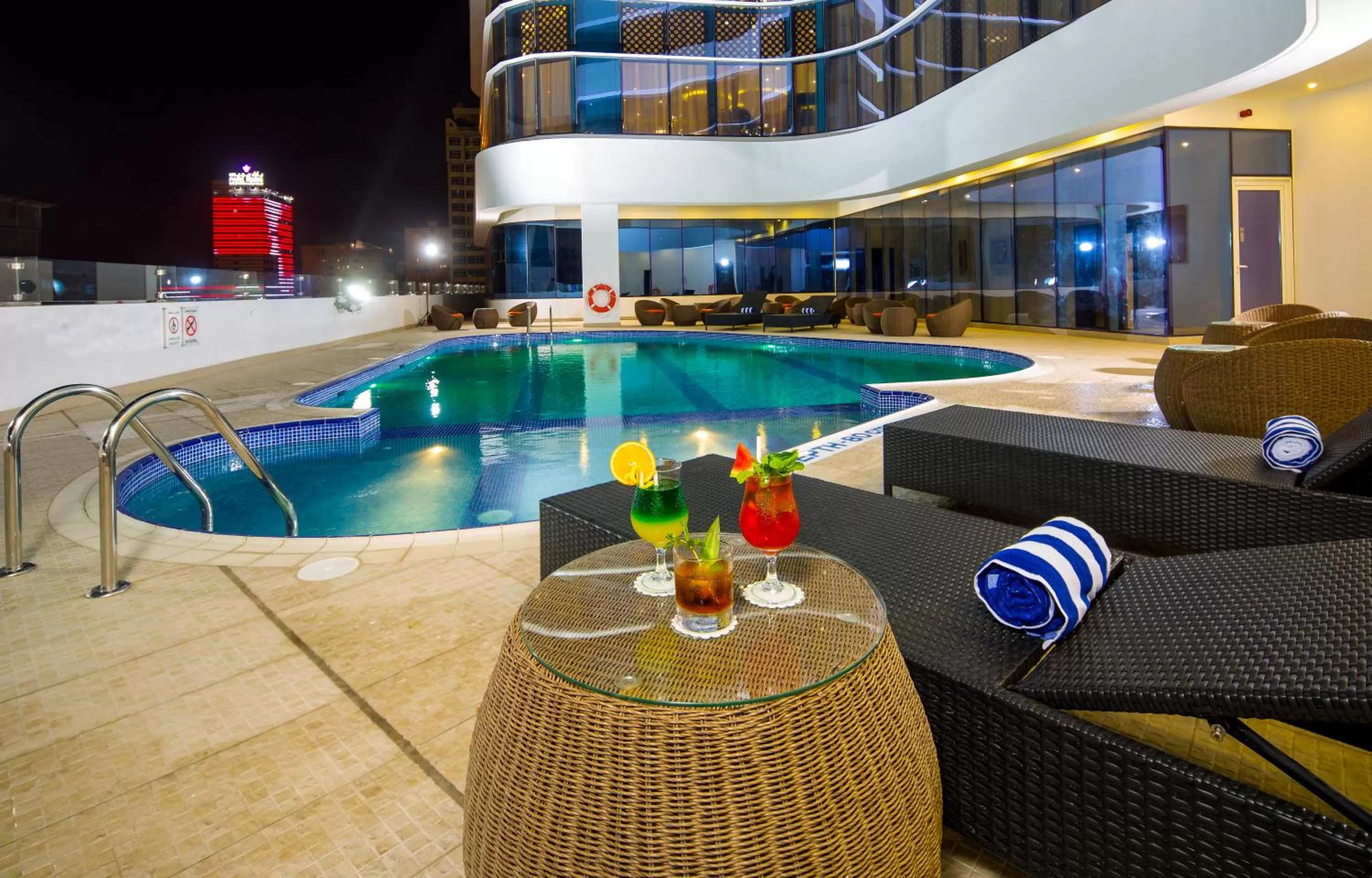 Swimming pool in Arch Hotel