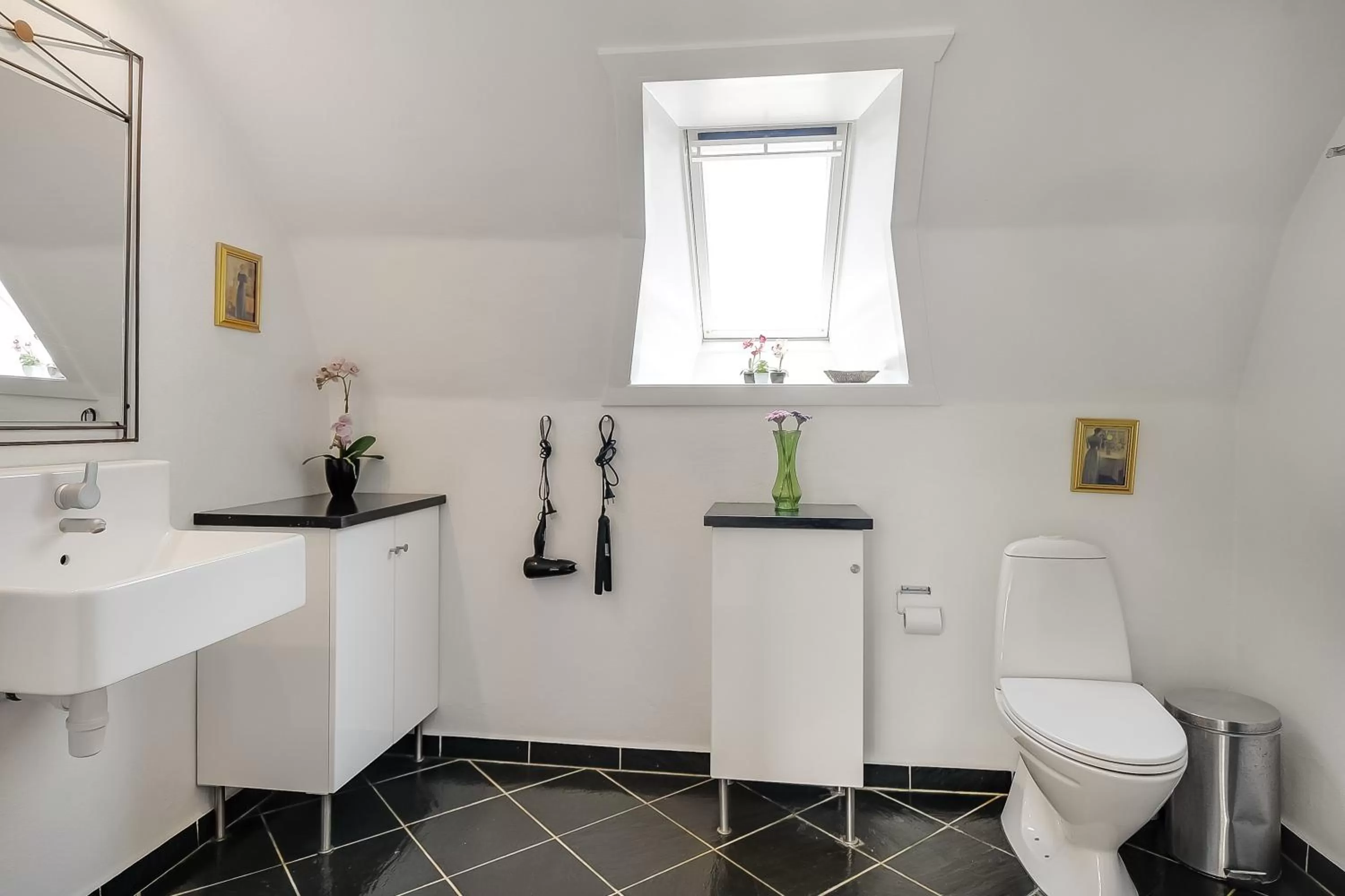 Bathroom in Sweethome Guesthouse